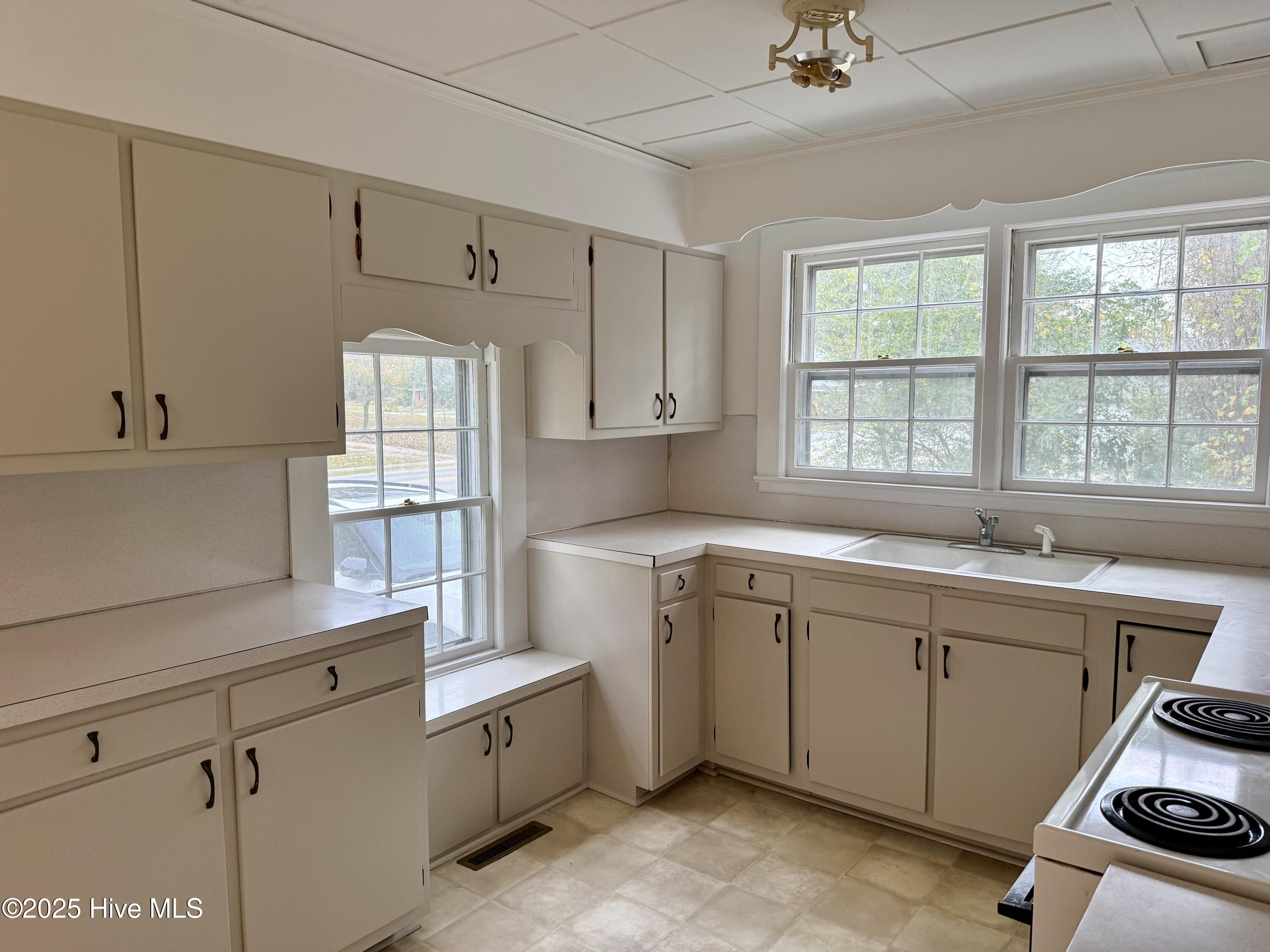 25960 Us 264 Highway E Property Photo 10