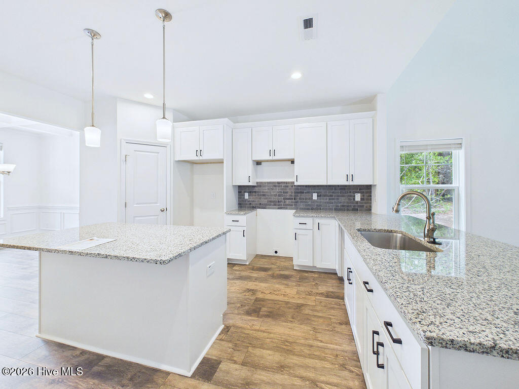 221 Telluride Court Property Photo 9