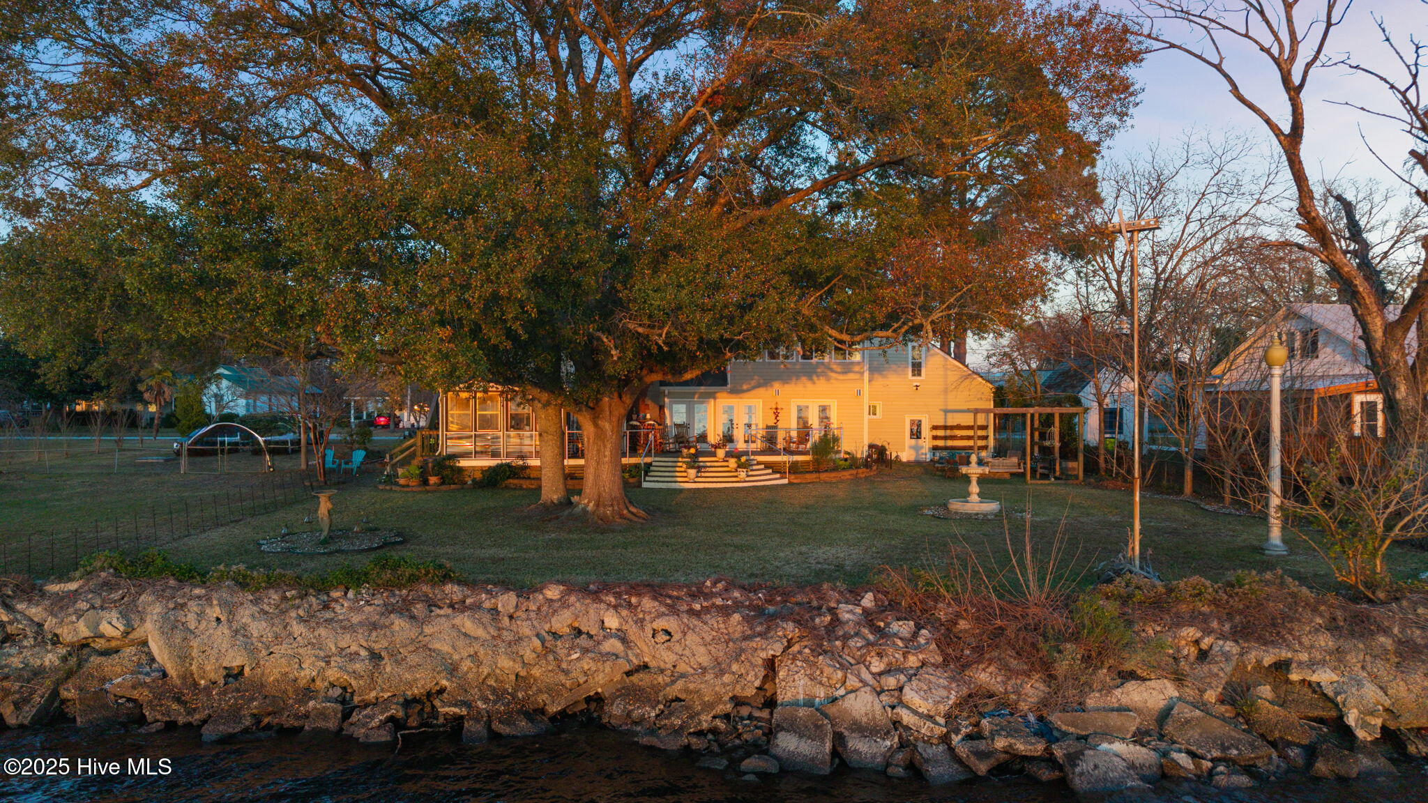 511 N A Street Property Photo 46