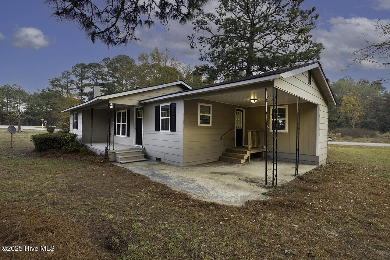 4050 Doc Bennett Road Property Photo 3