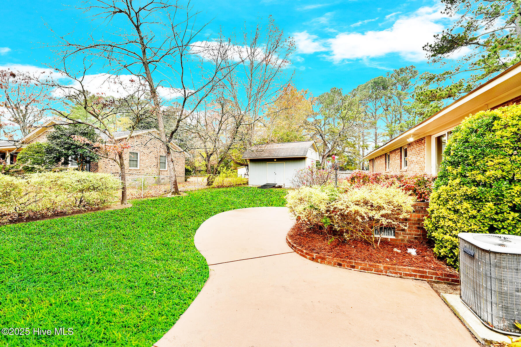 108 Wilkshire Drive Property Photo 4