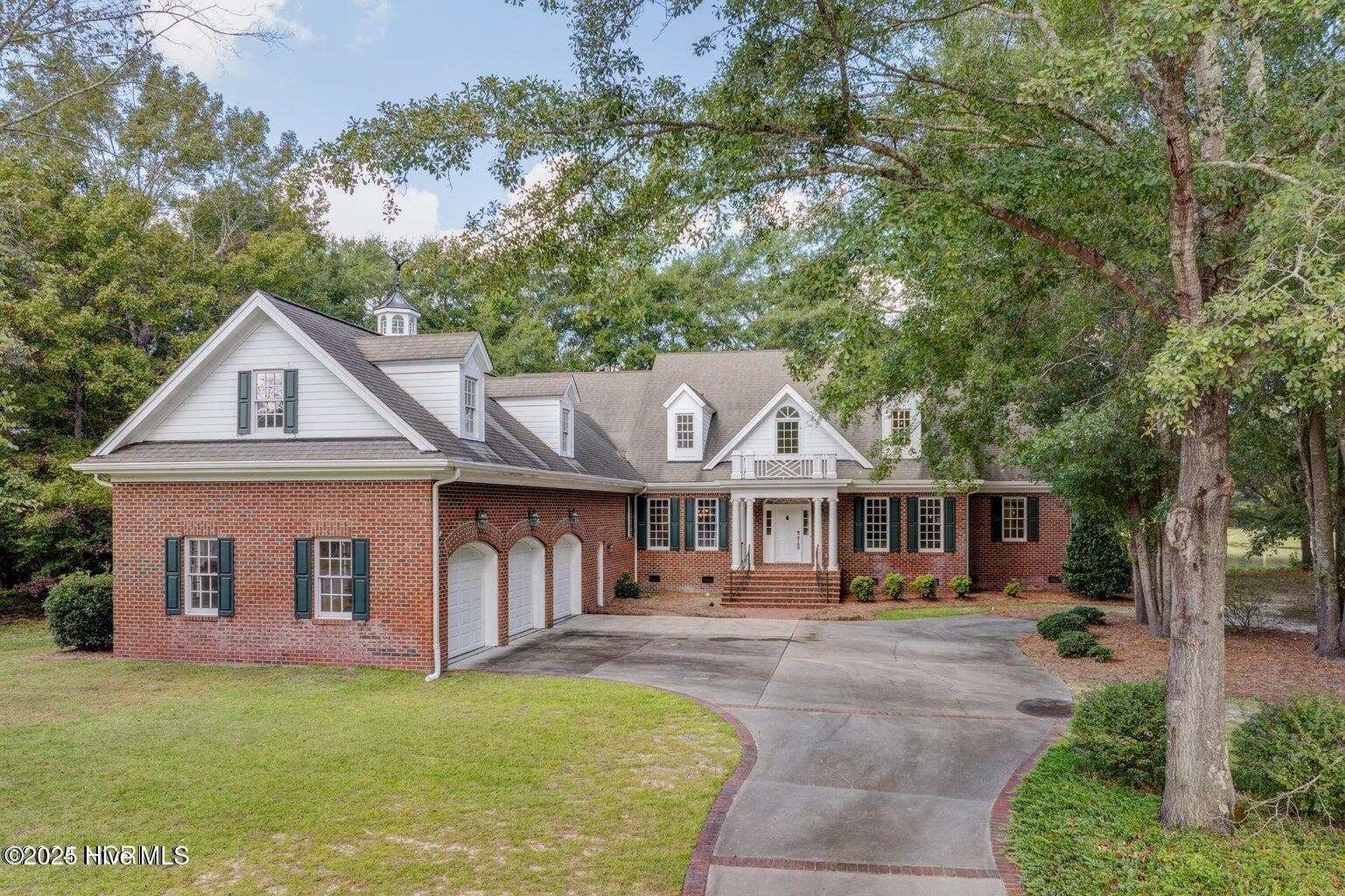 140 River Woods Drive Property Photo 2