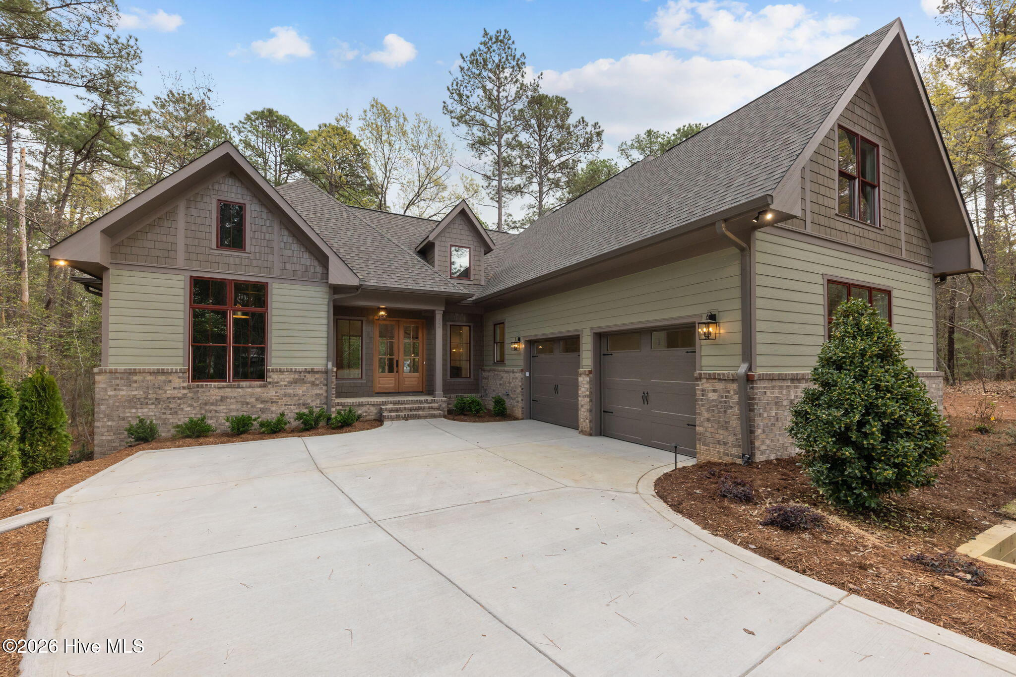12 Hemlock Court Property Photo 1