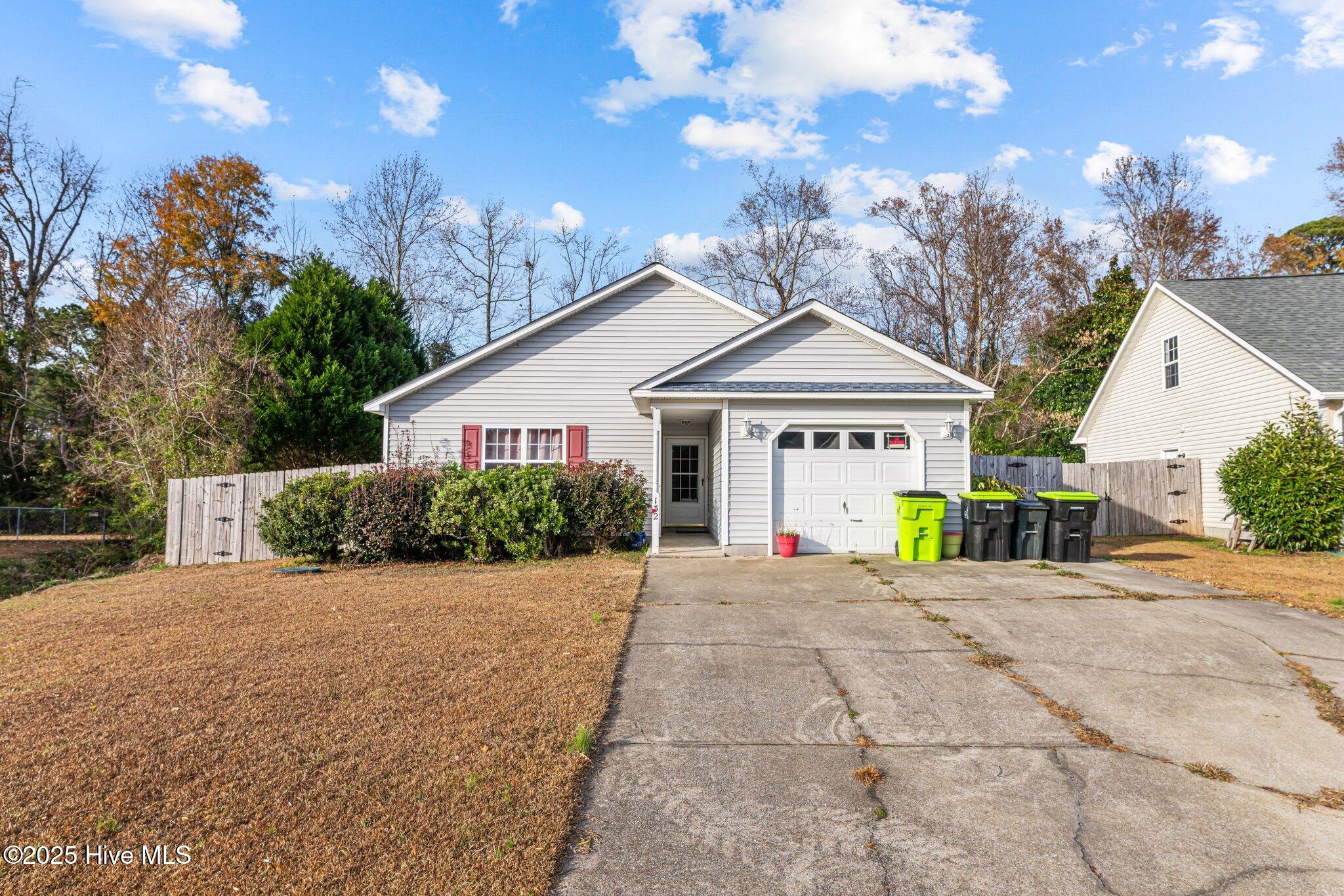 132 Oakley Drive Property Photo 1