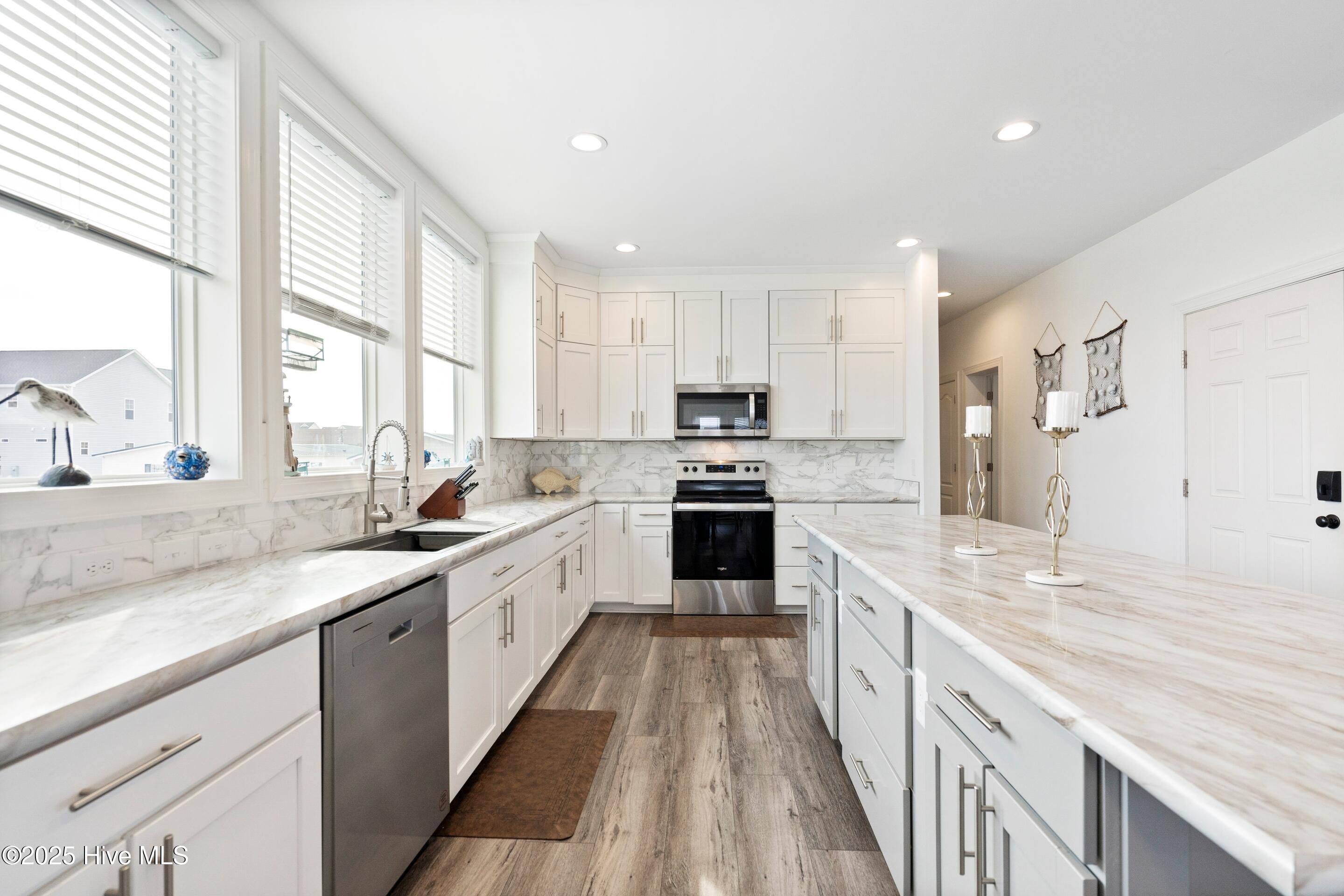 3011 3rd Street Property Photo 14