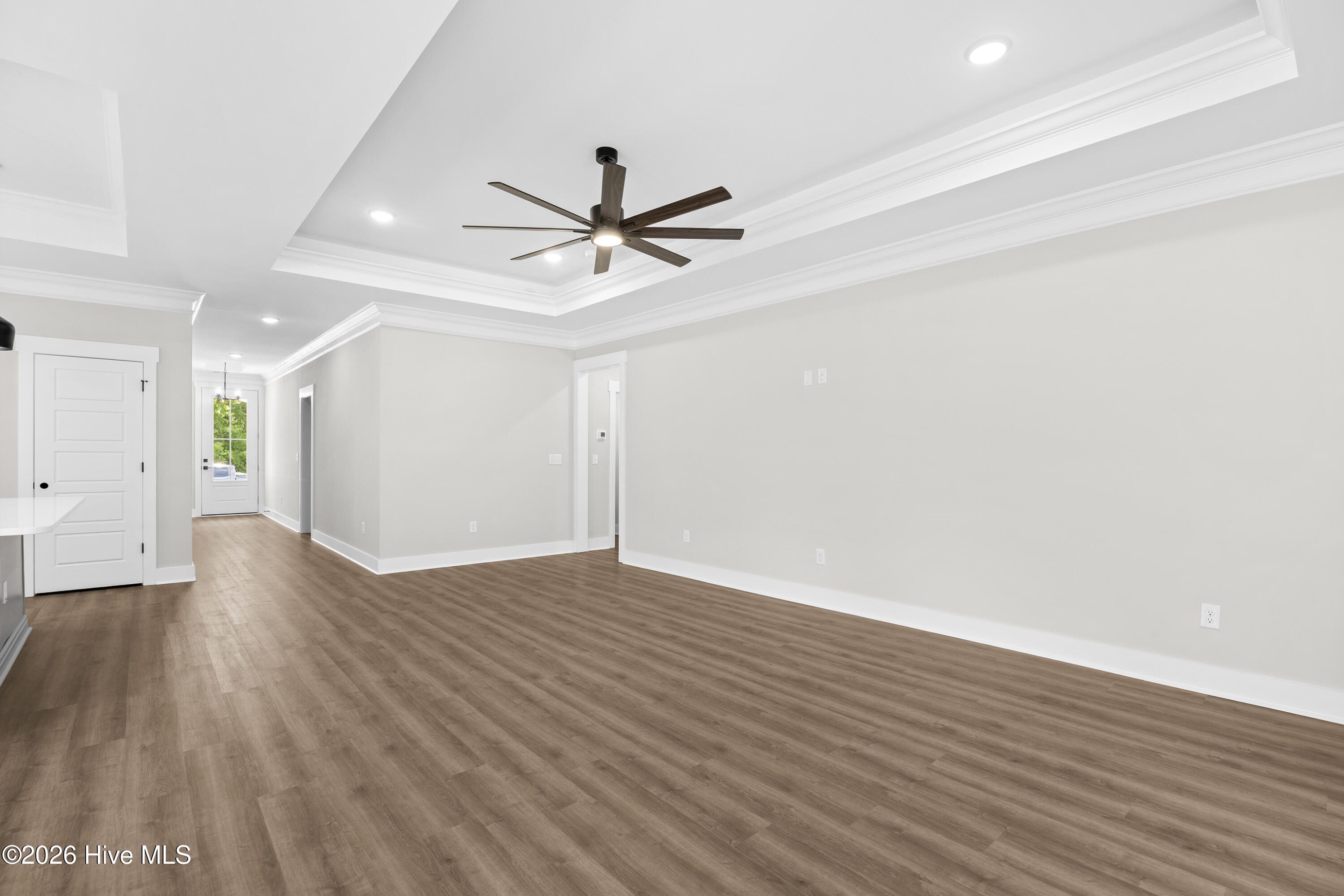 9410 Old Salem Way Property Photo 5