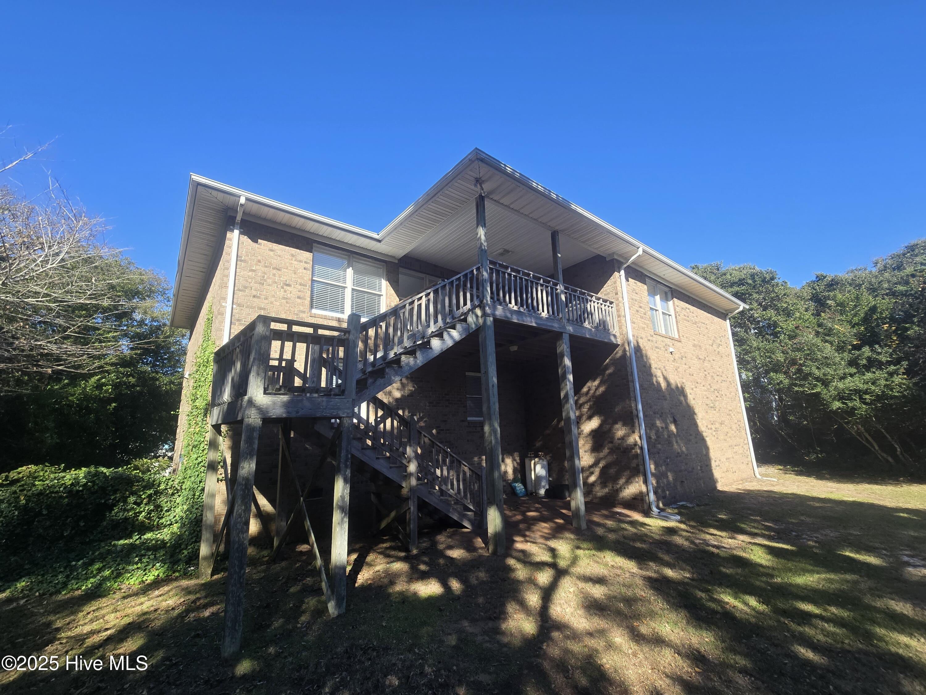 5901 Mclean Street Property Photo 3