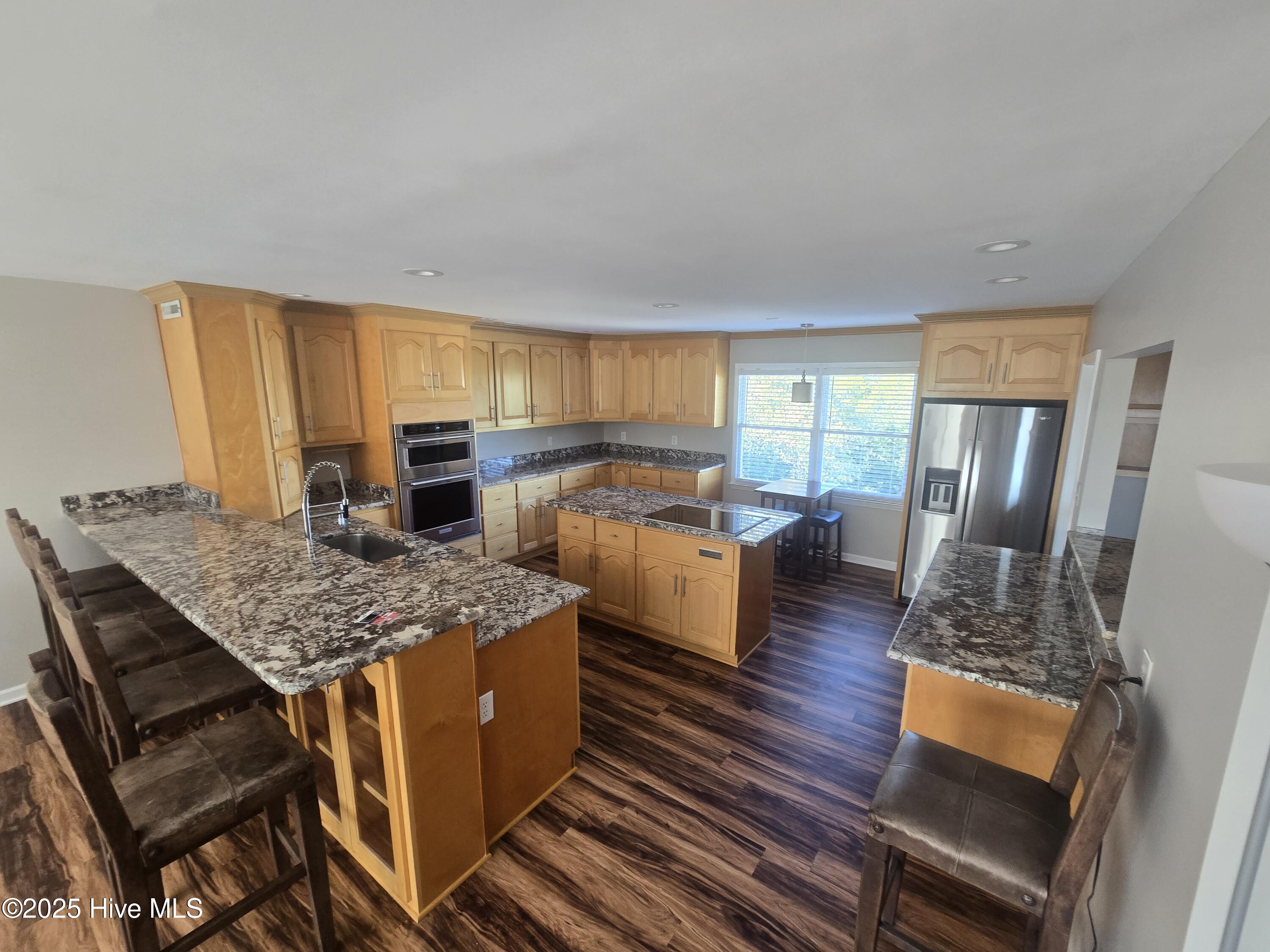 5901 Mclean Street Property Photo 5