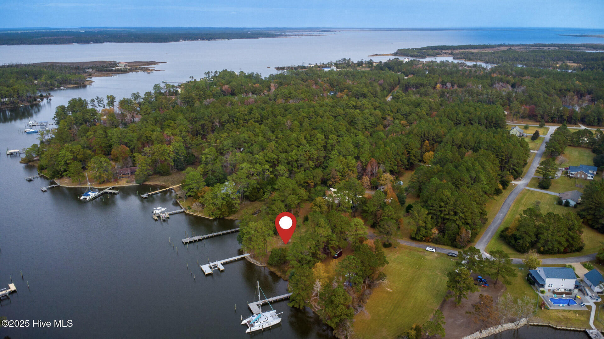 105 Trawler Lane Property Photo 9