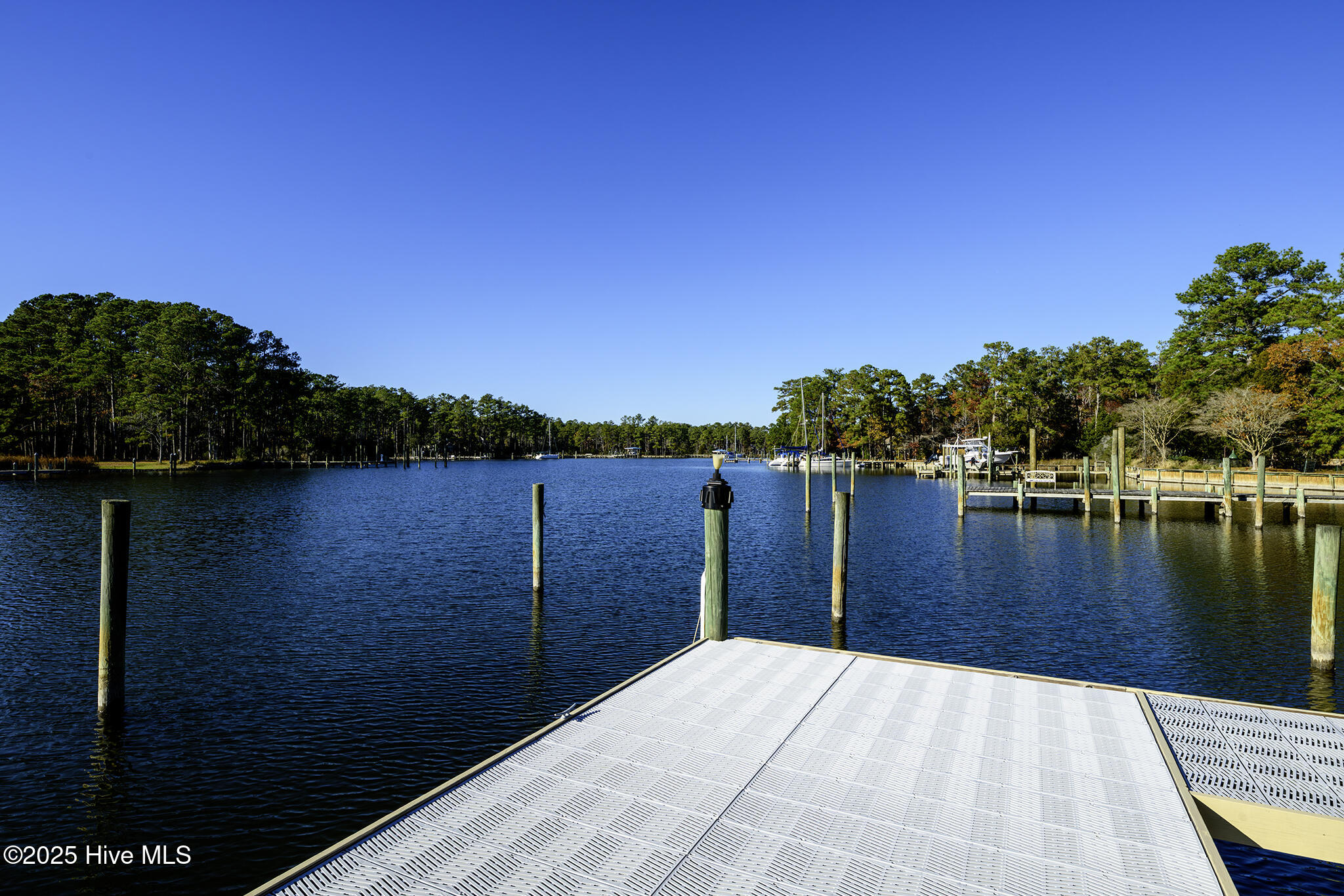 105 Trawler Lane Property Photo 25