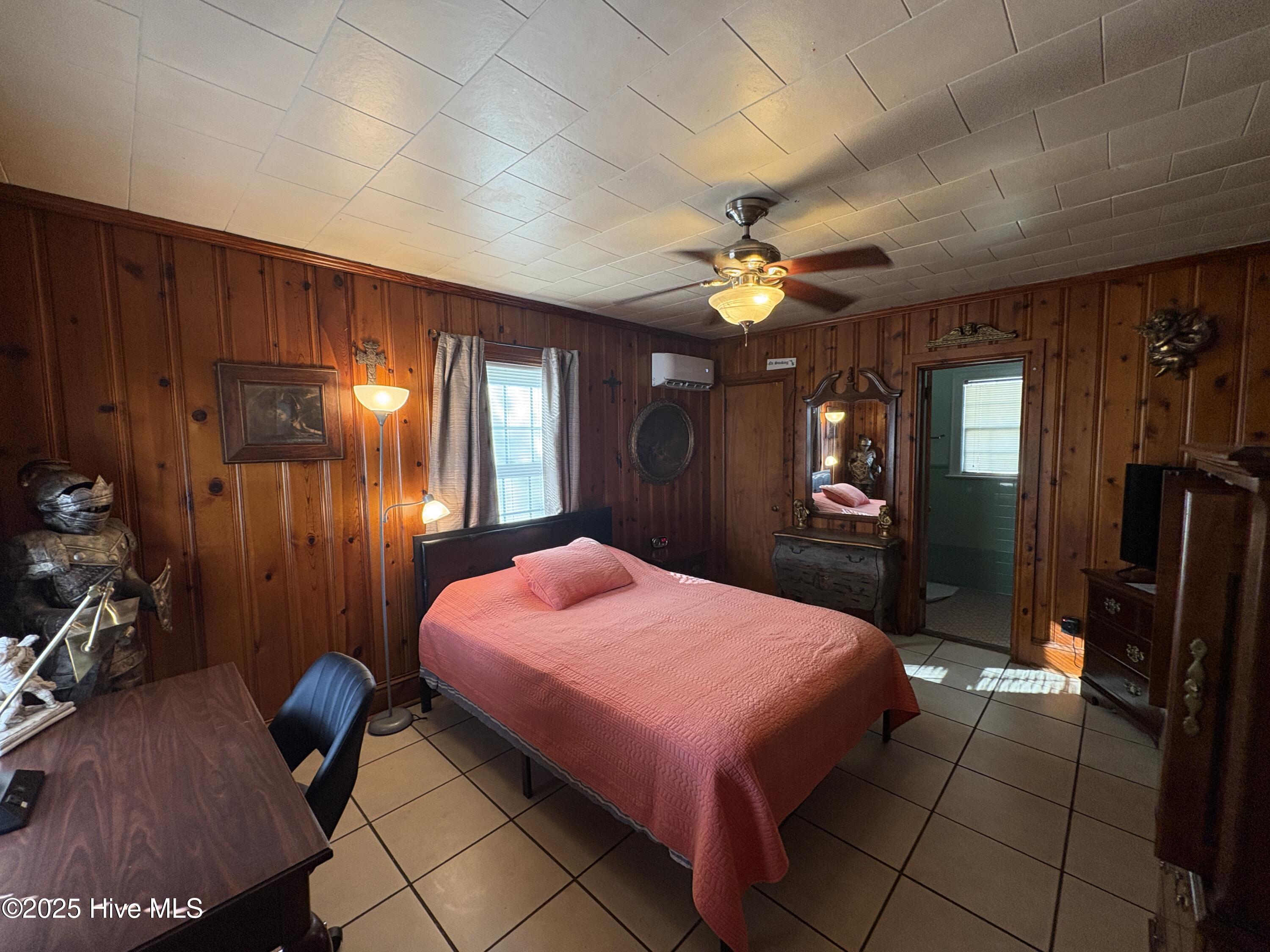 1914 Trent Boulevard 6 Property Photo 5