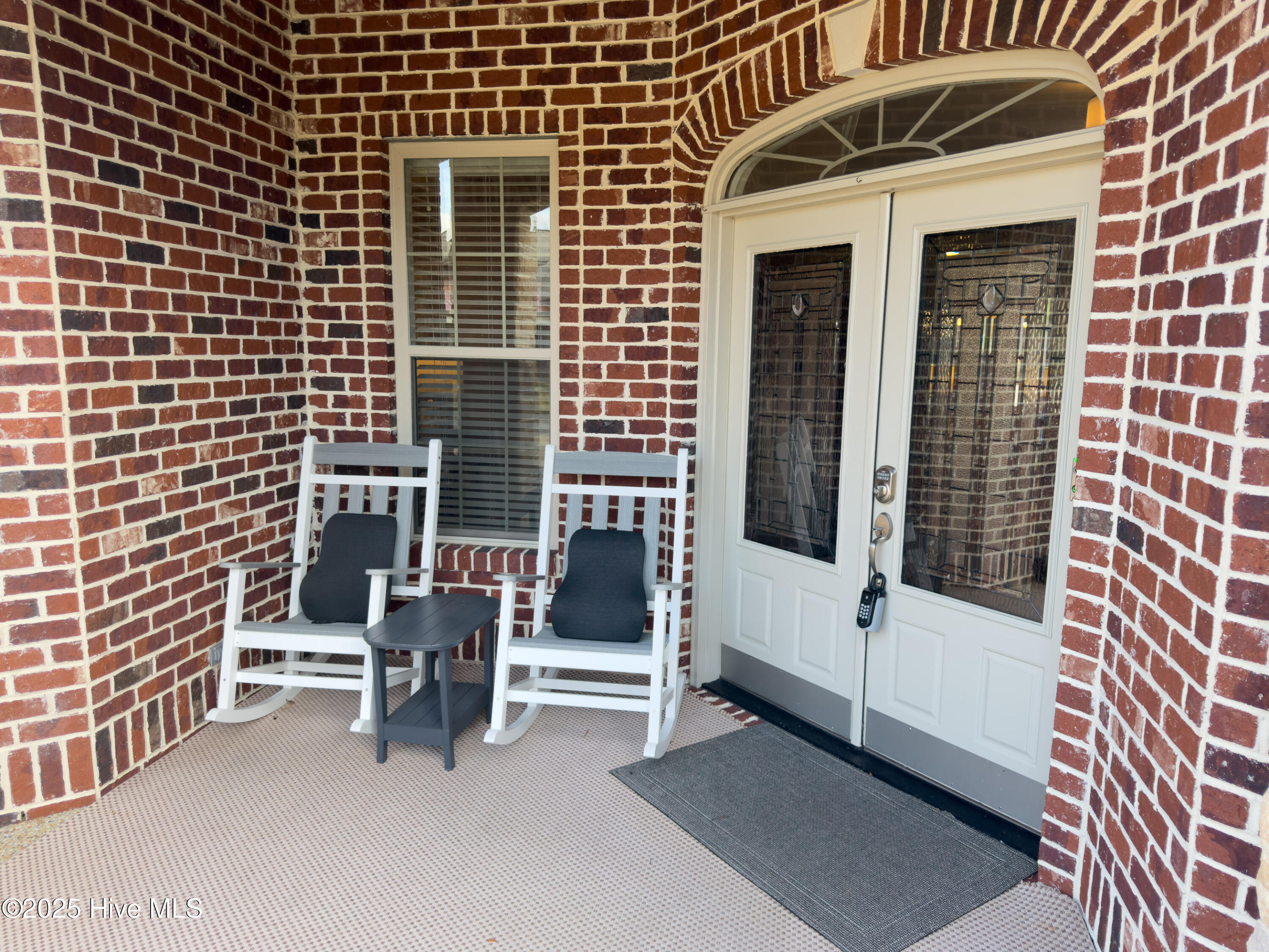 662 Jenoa Loop Property Photo 6
