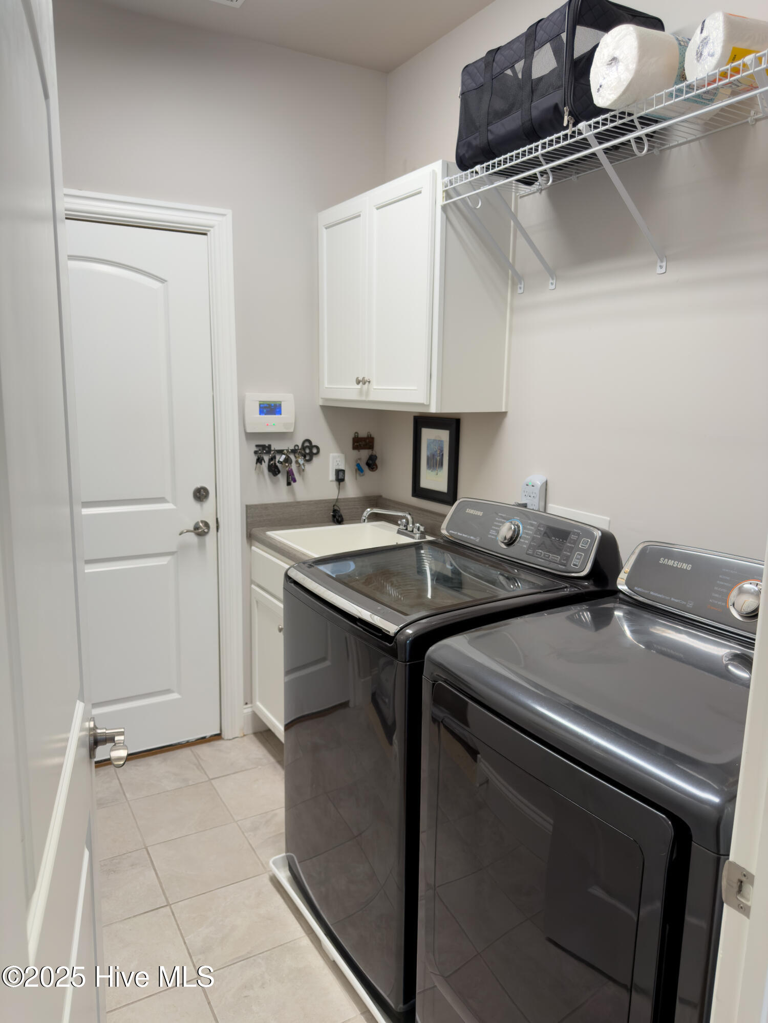 662 Jenoa Loop Property Photo 19
