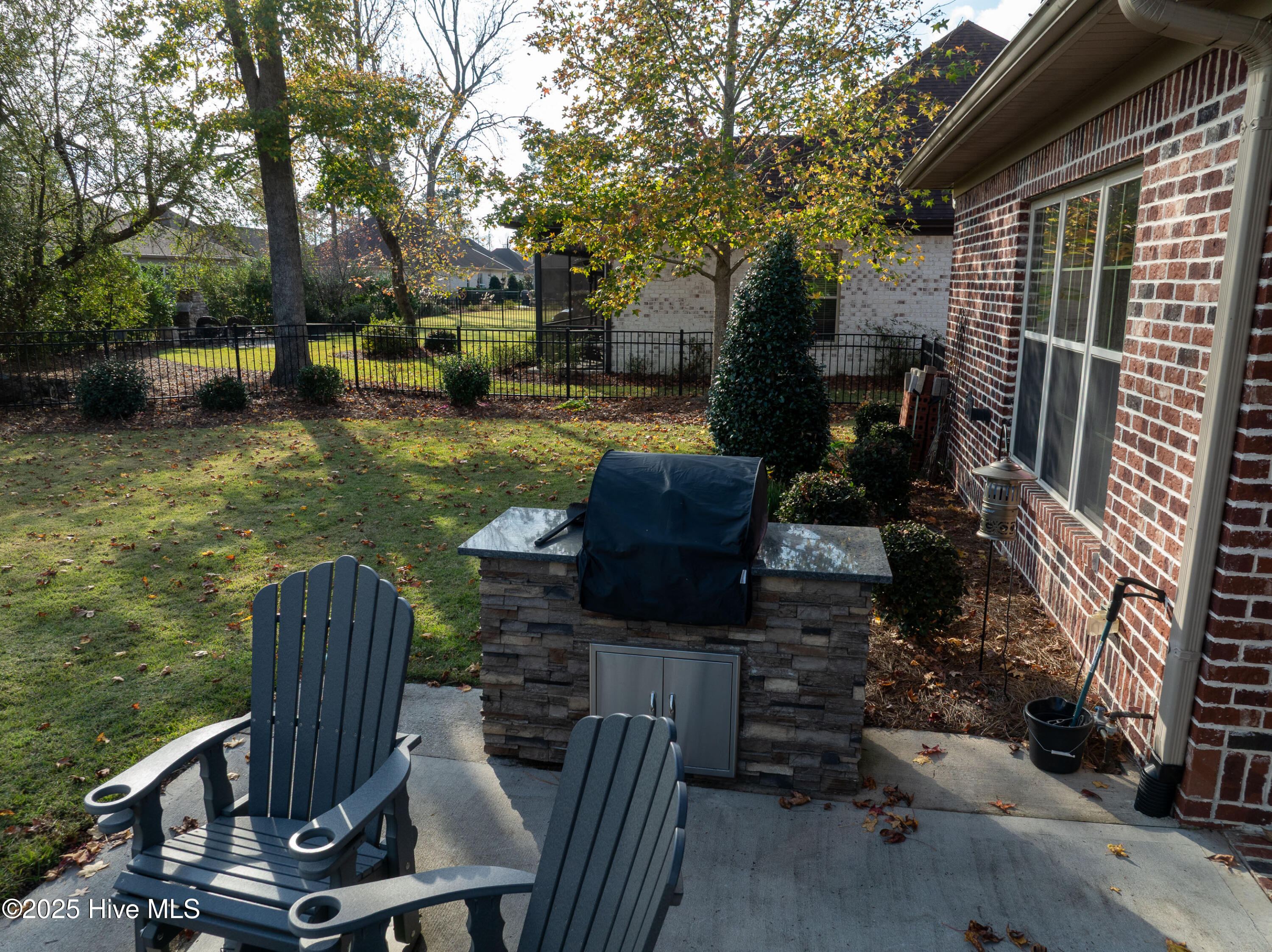 662 Jenoa Loop Property Photo 44