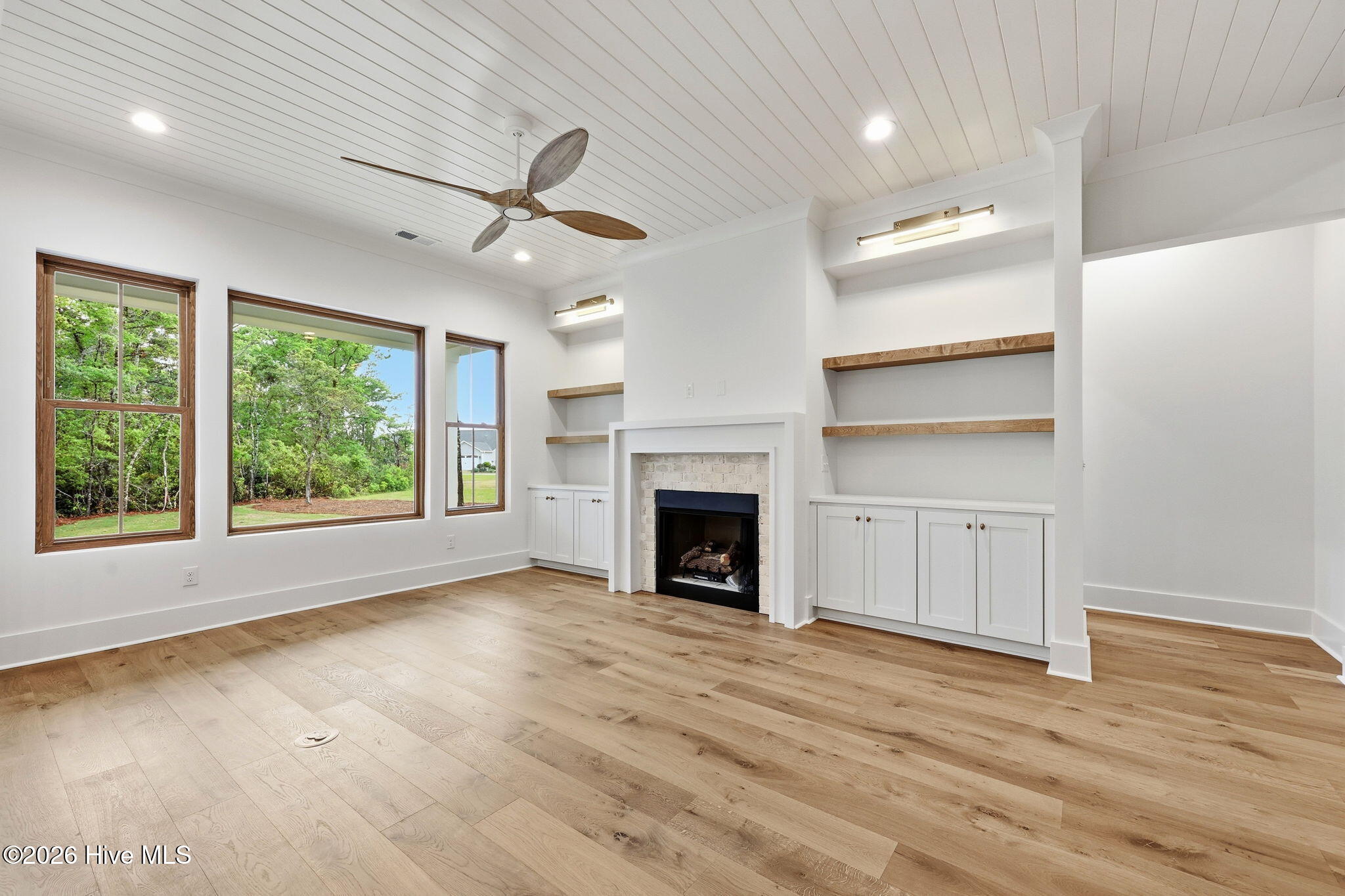 404 Summer Duck Drive Property Photo 4