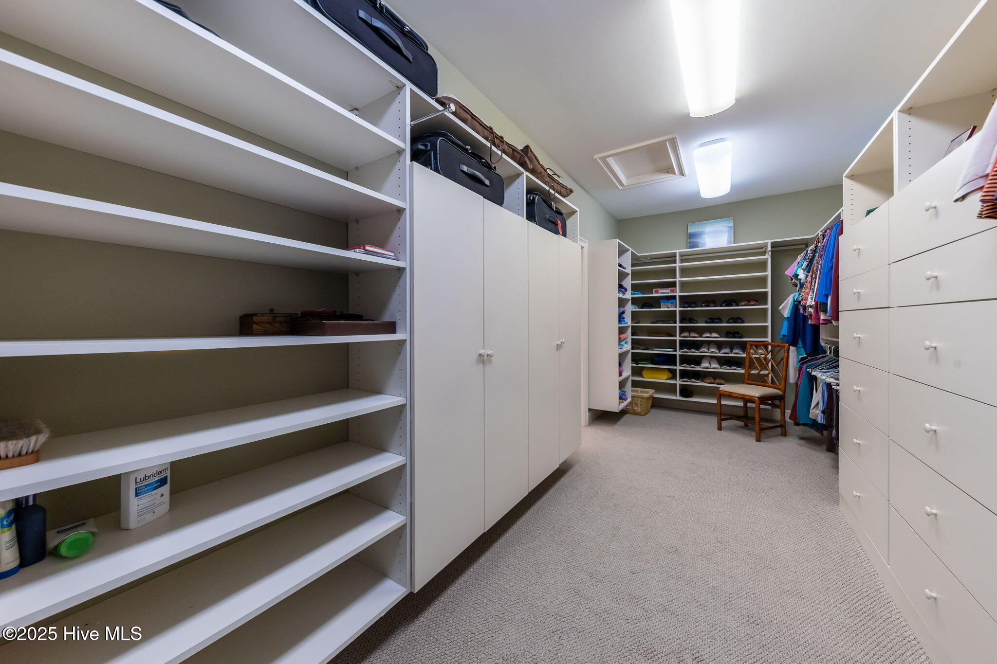 7 Wellington Drive Property Photo 24