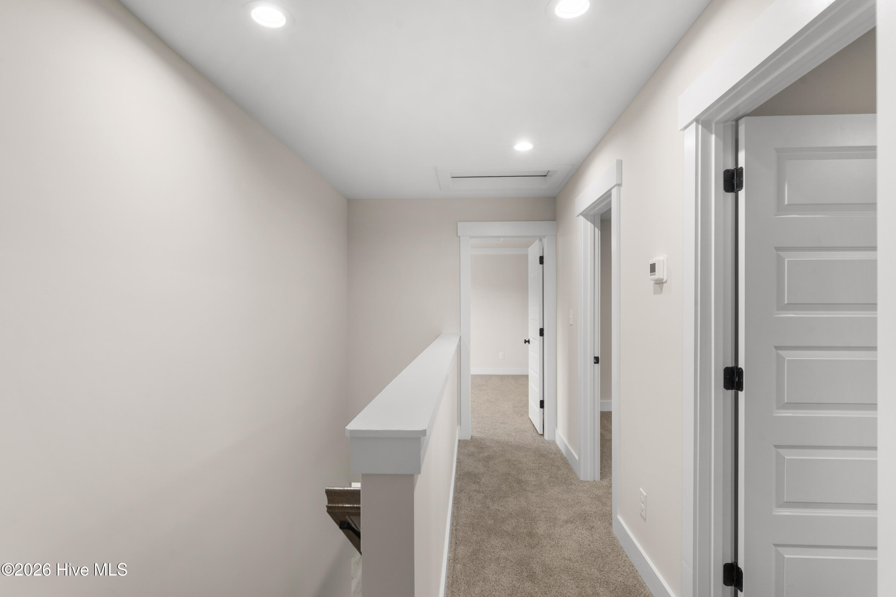 302 Hawks Bluff Drive Property Photo 14