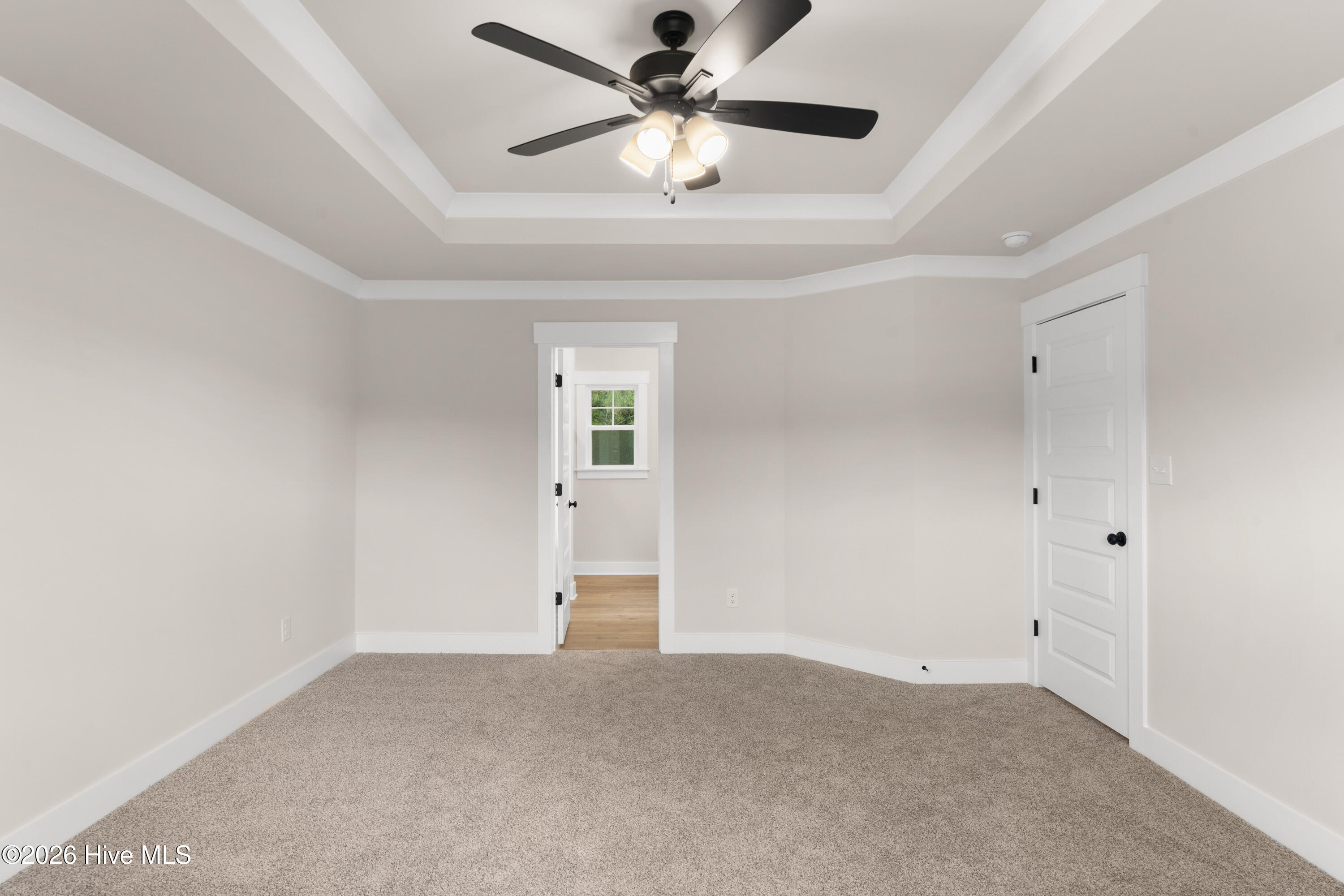 302 Hawks Bluff Drive Property Photo 18