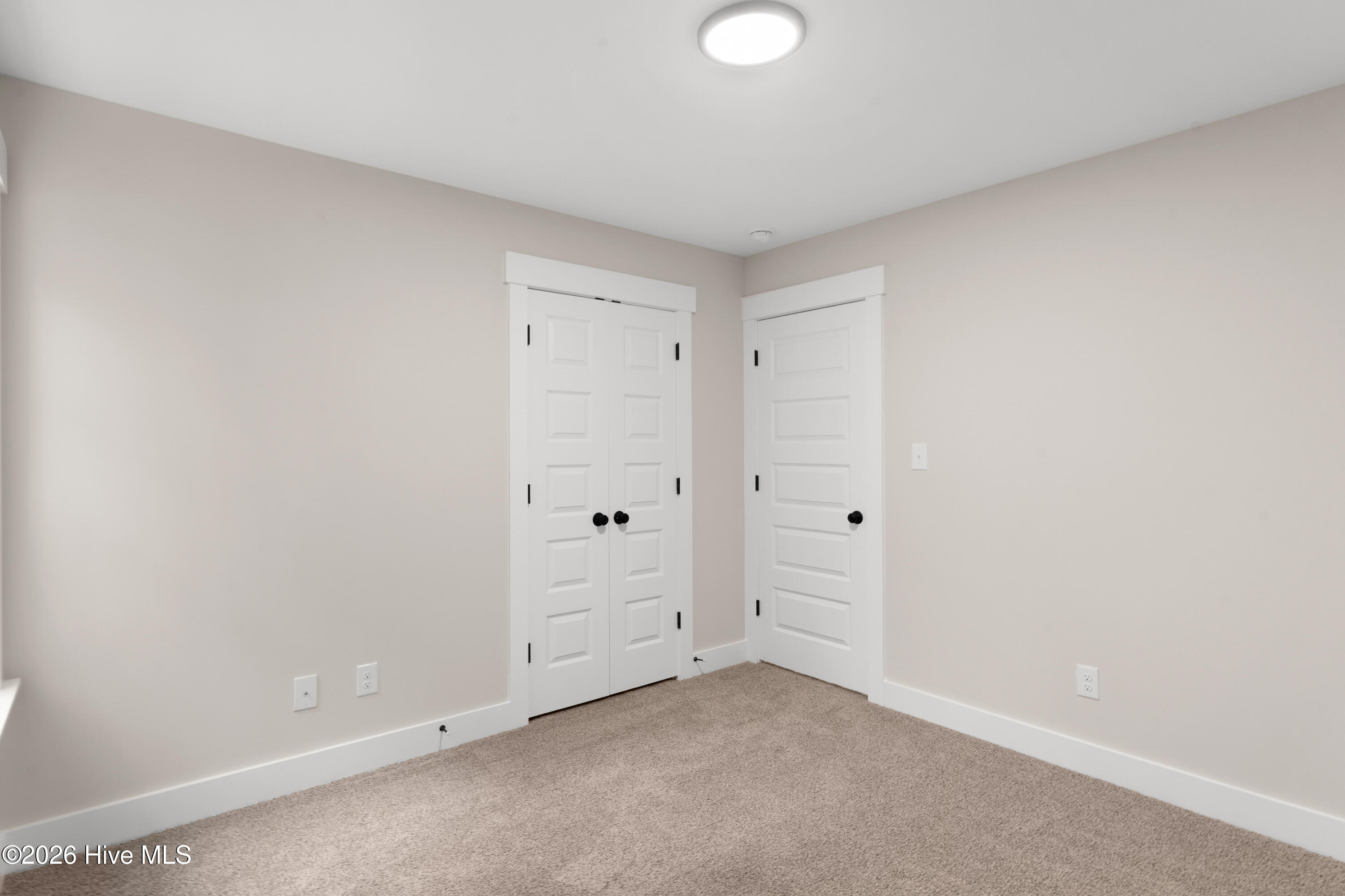 302 Hawks Bluff Drive Property Photo 23