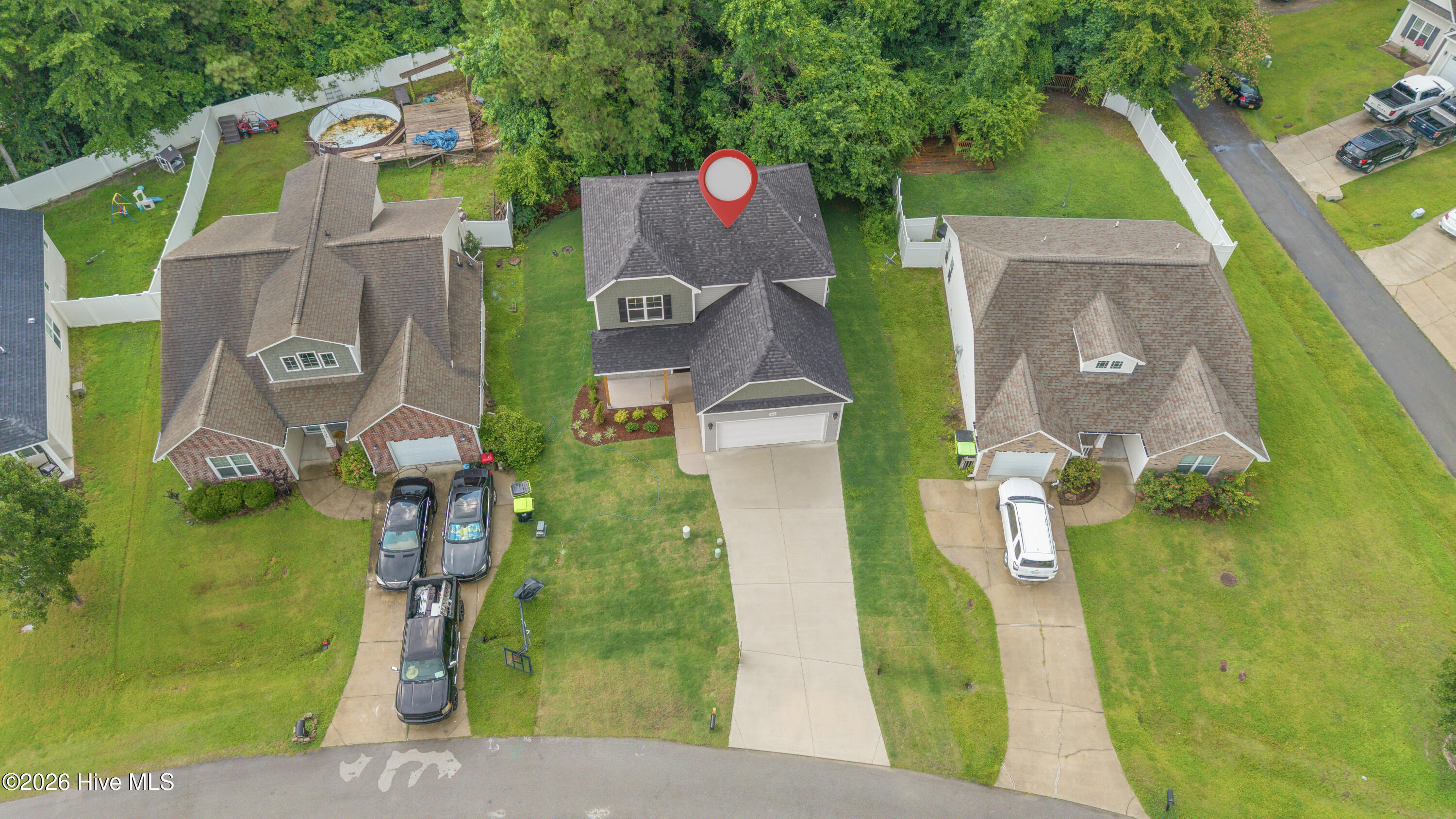 302 Hawks Bluff Drive Property Photo 29