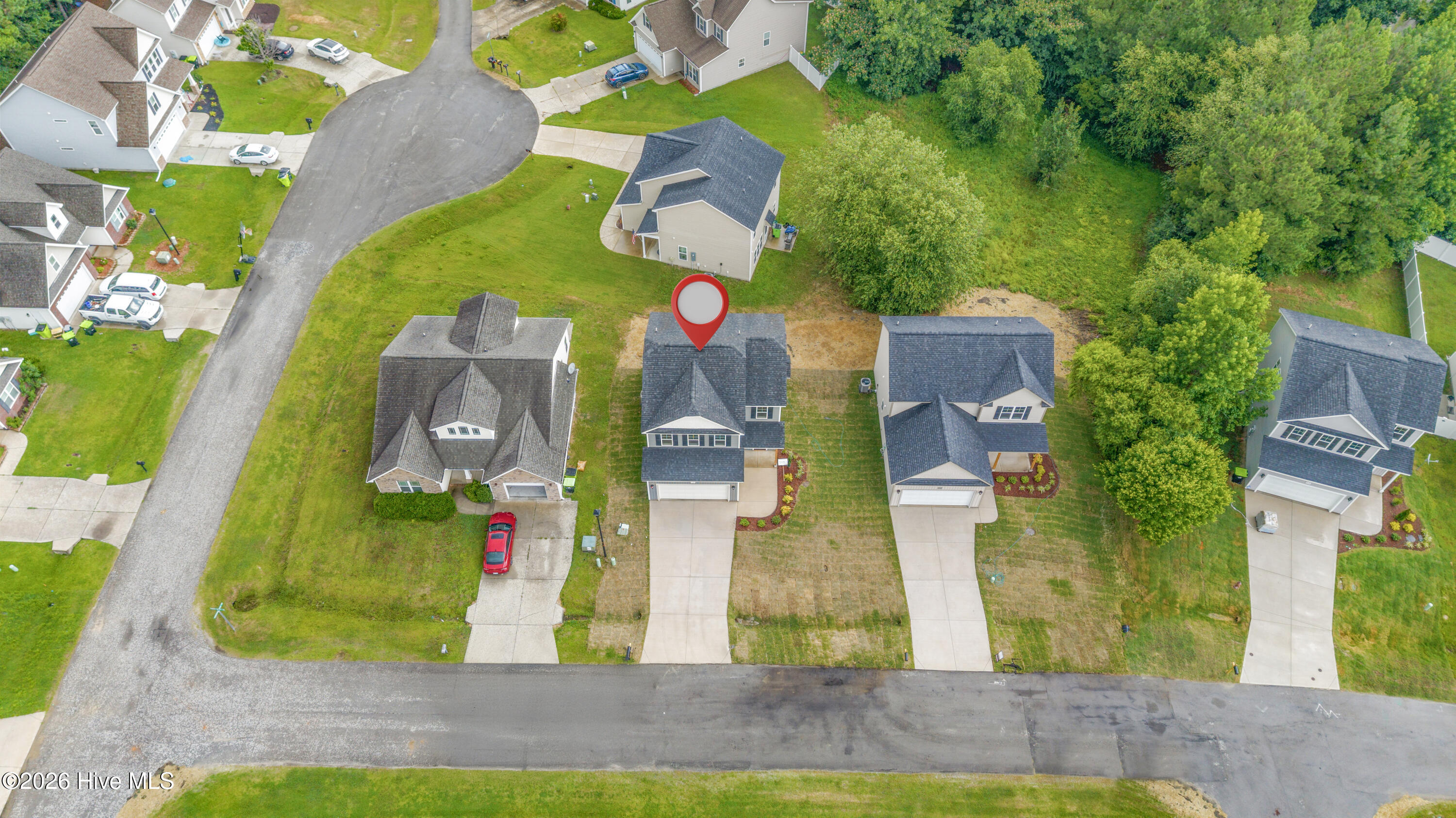 318 Hawks Bluff Drive Property Photo 12