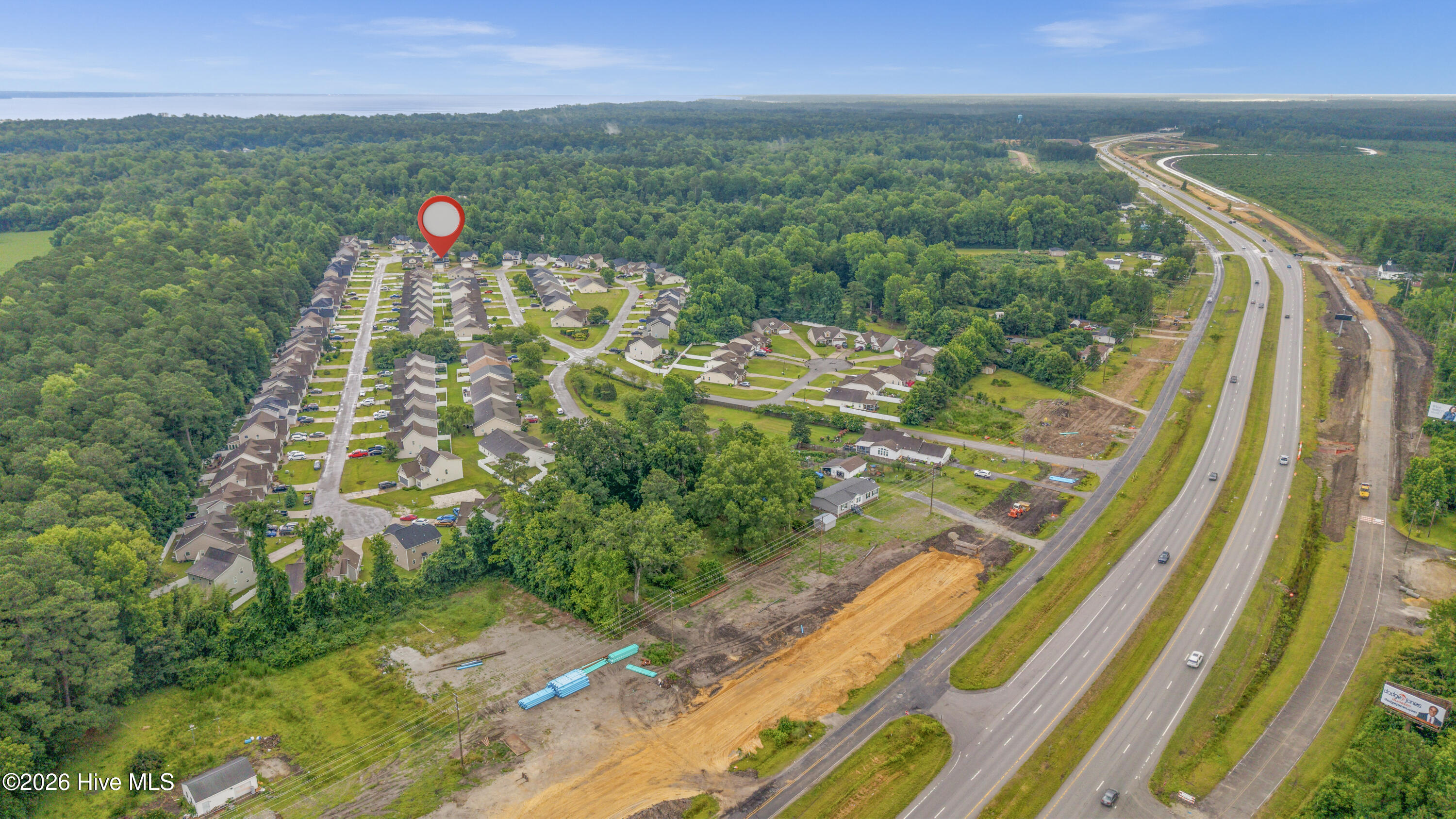 318 Hawks Bluff Drive Property Photo 13