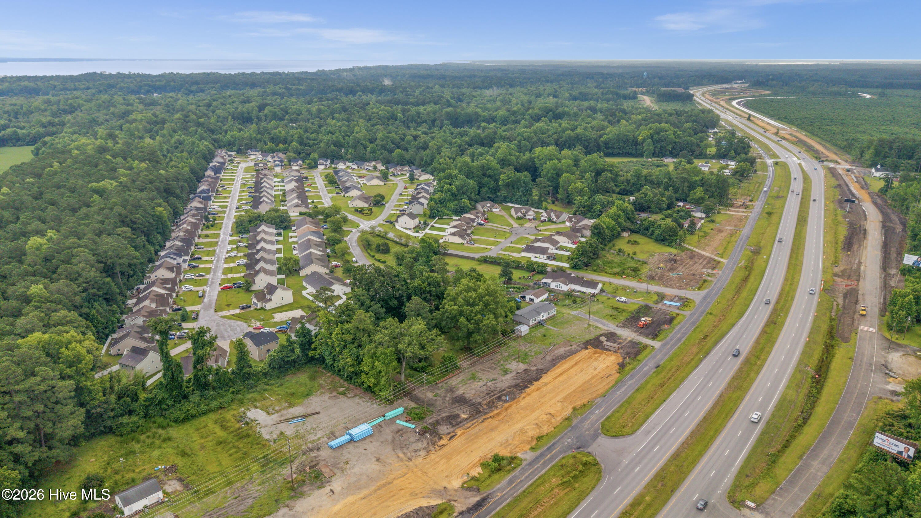 318 Hawks Bluff Drive Property Photo 14