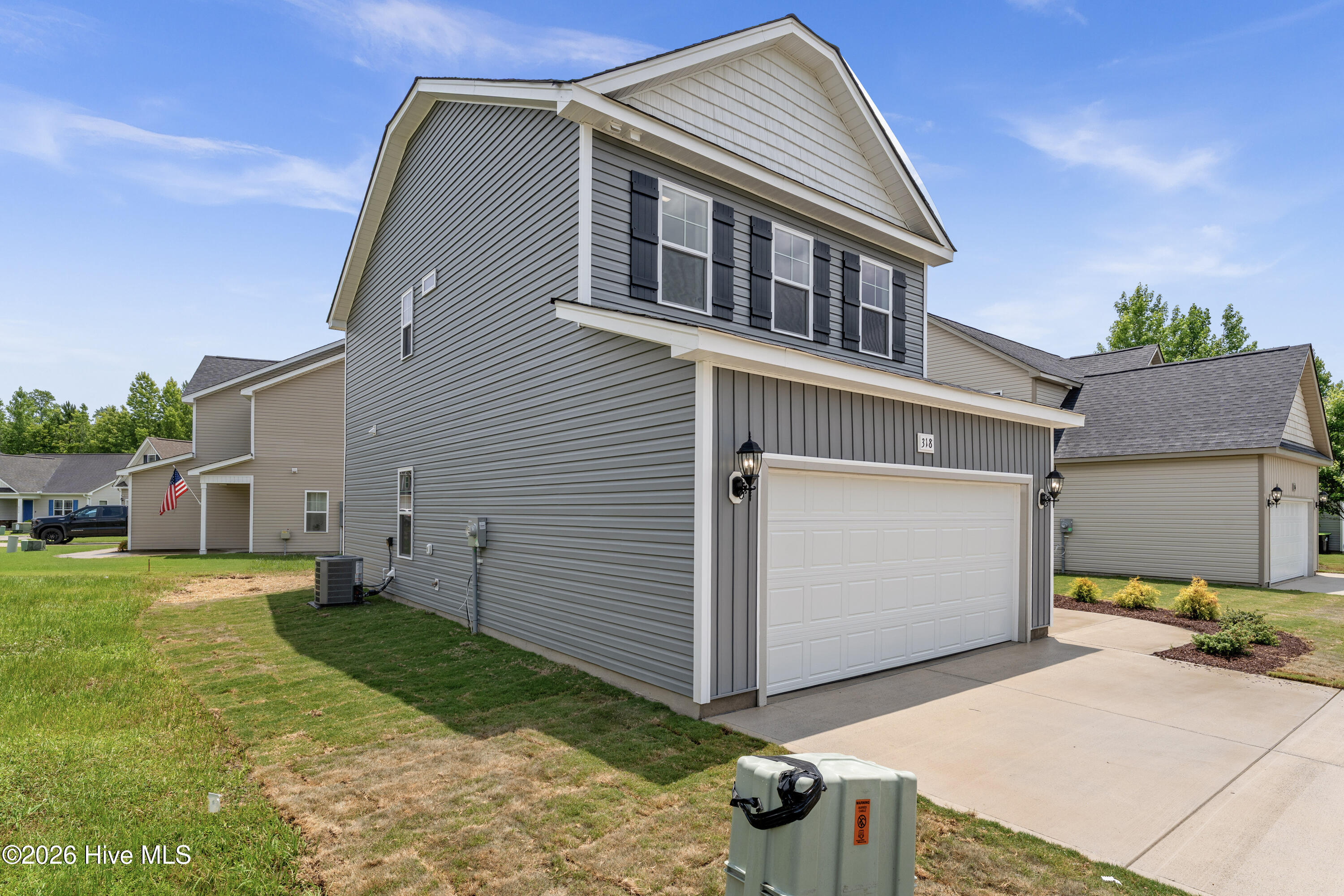 318 Hawks Bluff Drive Property Photo 18