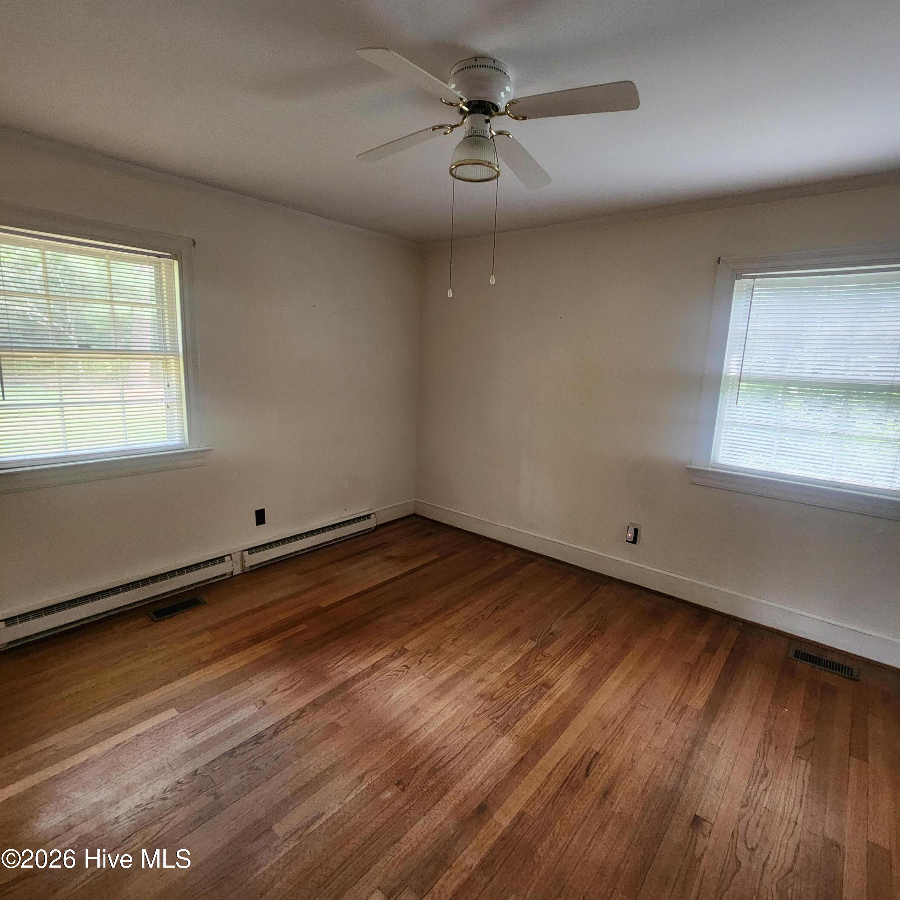 727 Fairlane Drive Property Photo 12