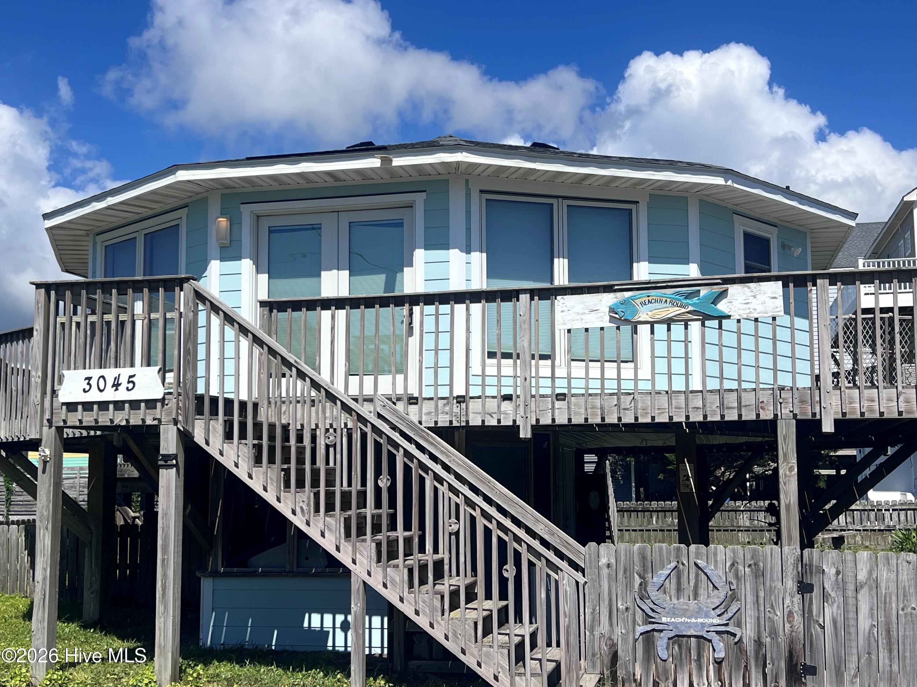 3045 Island Drive