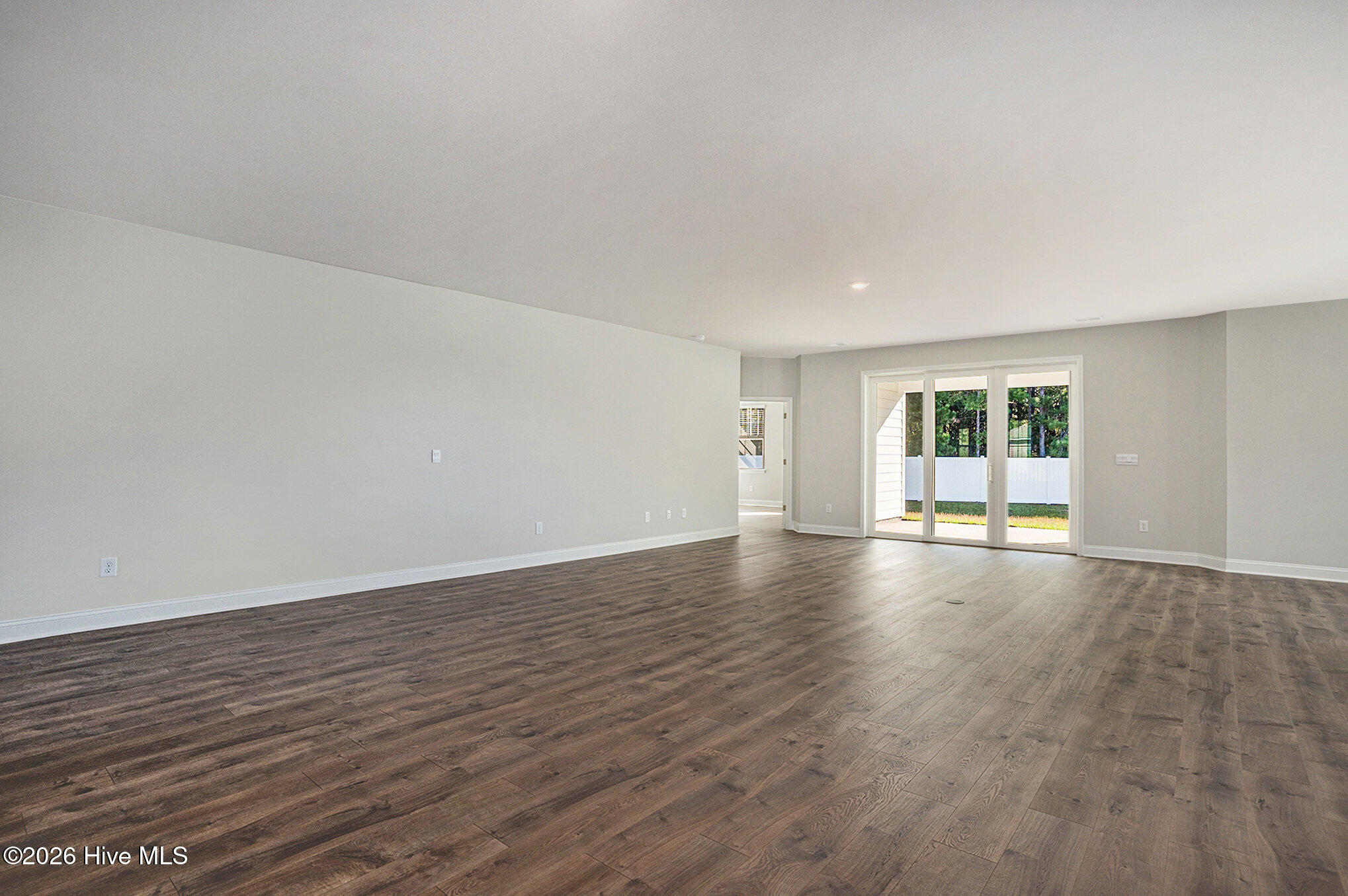 565 High Ridge Road Property Photo 5