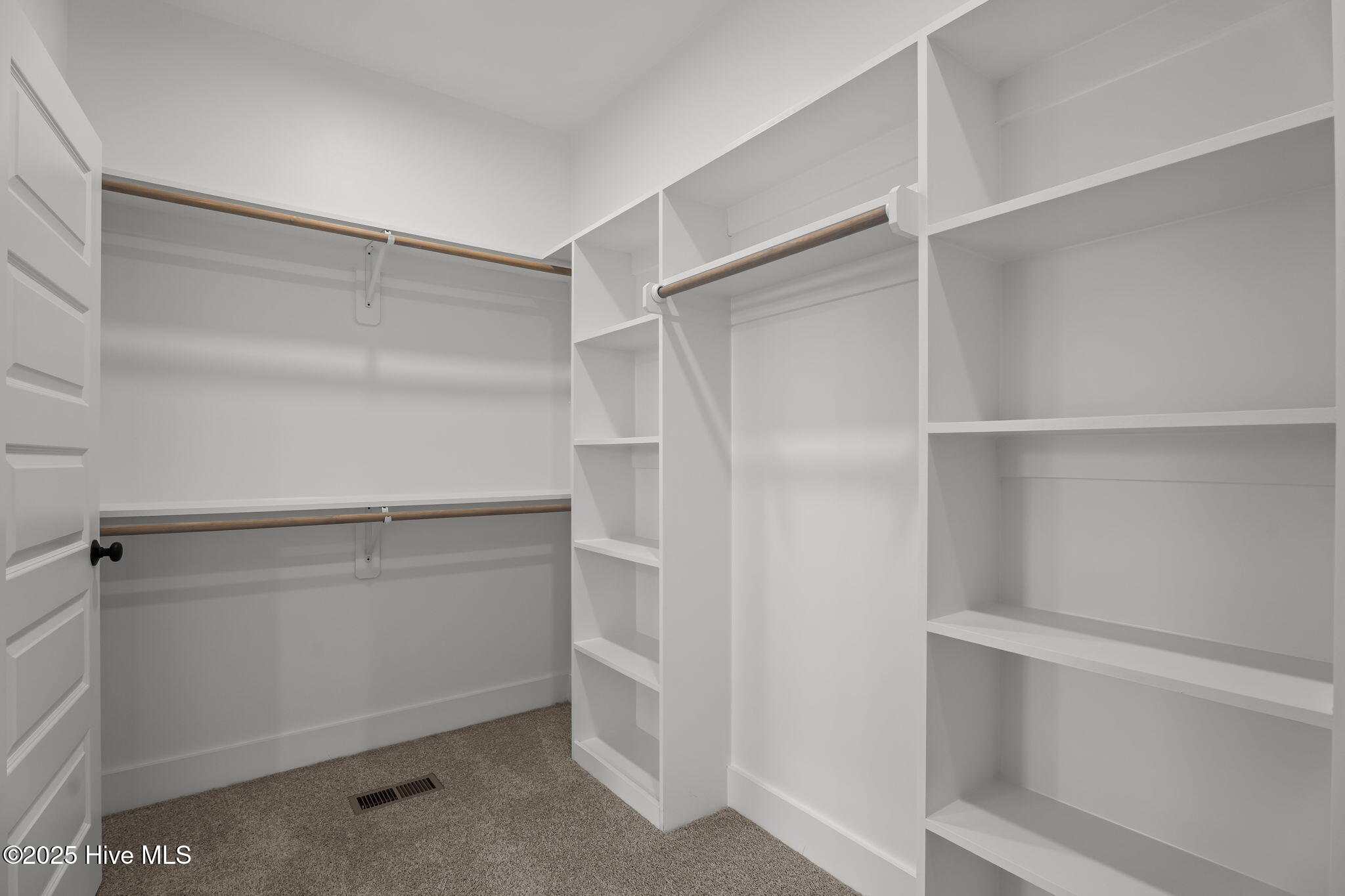 20 Stream View Way Property Photo 15