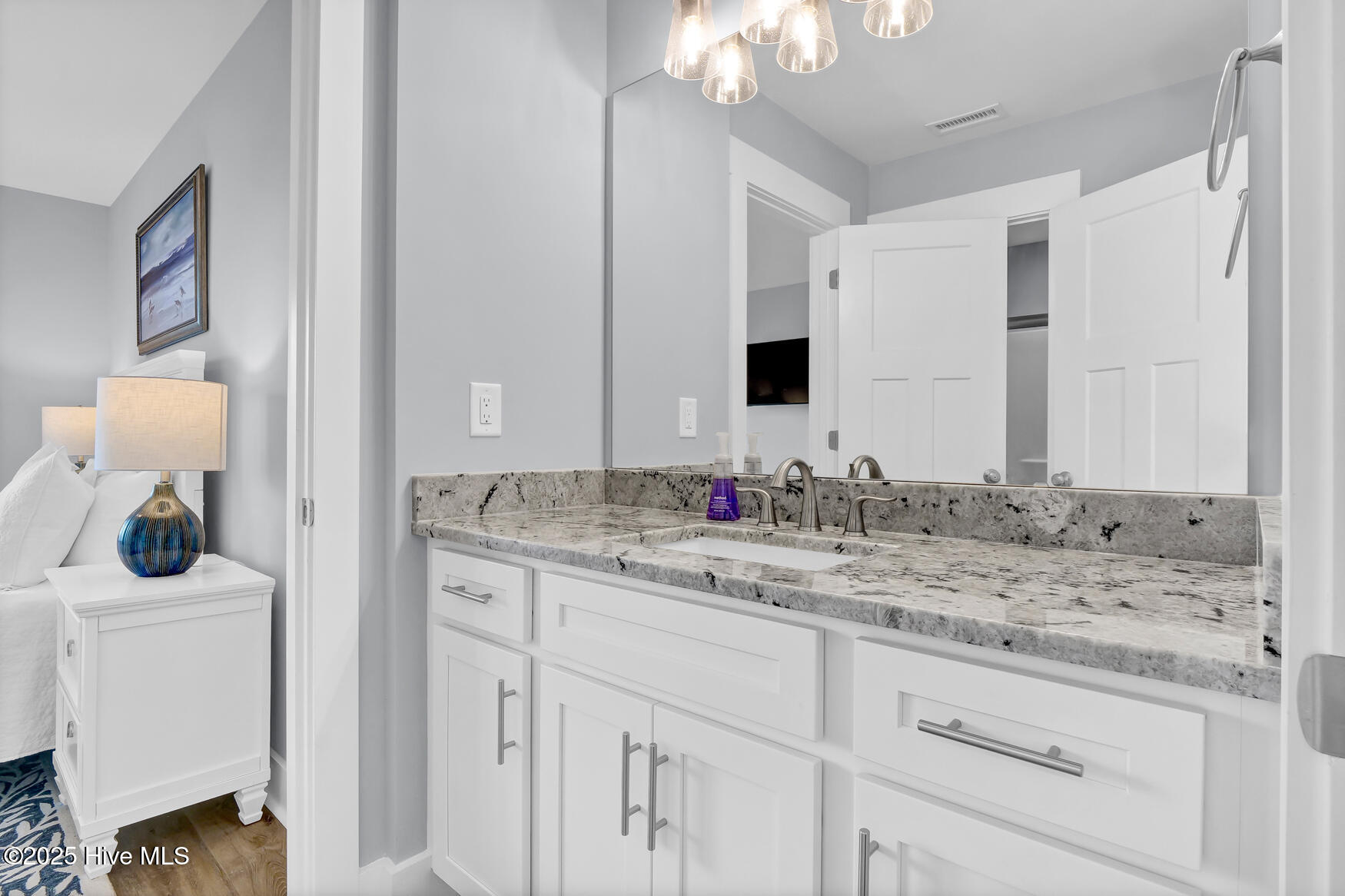 4254 Island Drive Property Photo 54