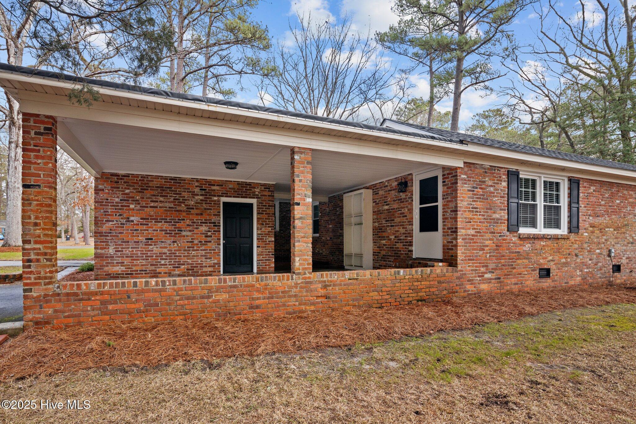 108 Ridgewood Circle Property Photo 6