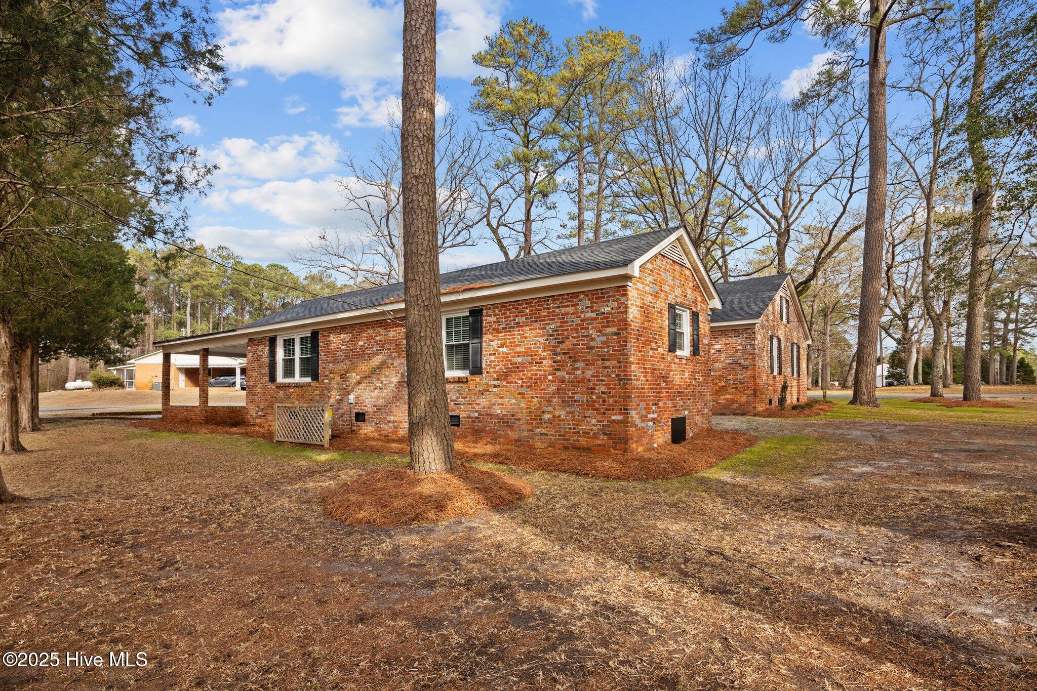 108 Ridgewood Circle Property Photo 7