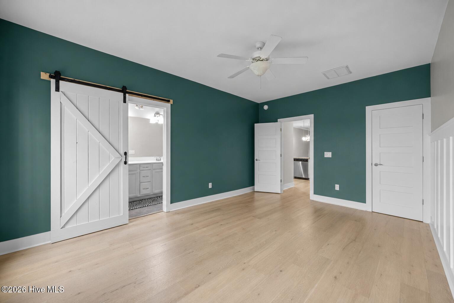 1274 Charleston Common Drive Property Photo 16