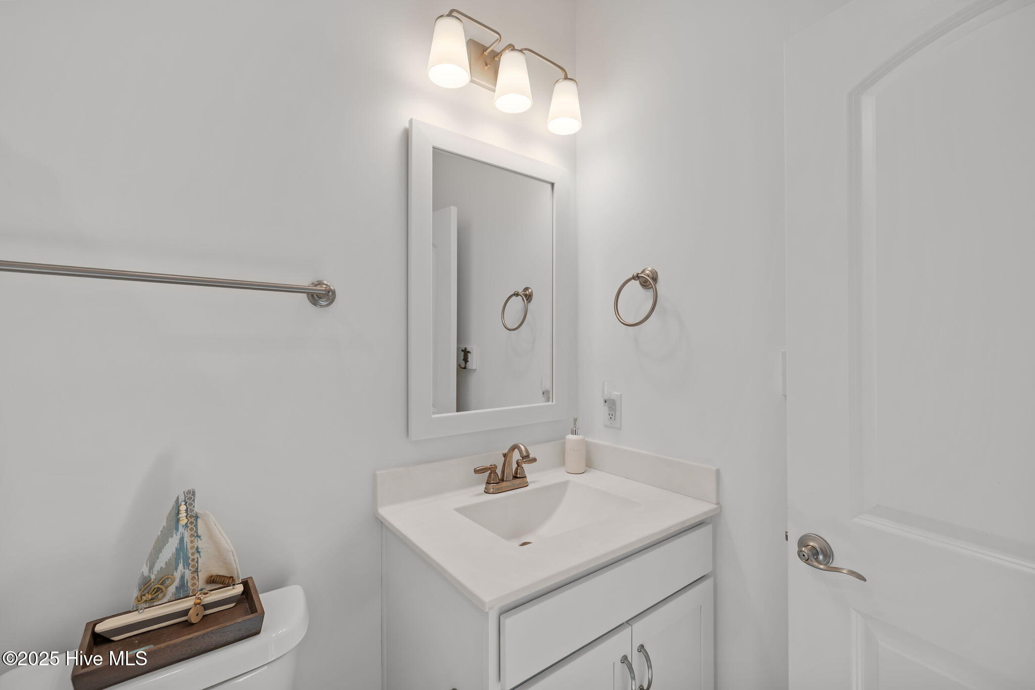 208 Gray Duck Drive Property Photo 6