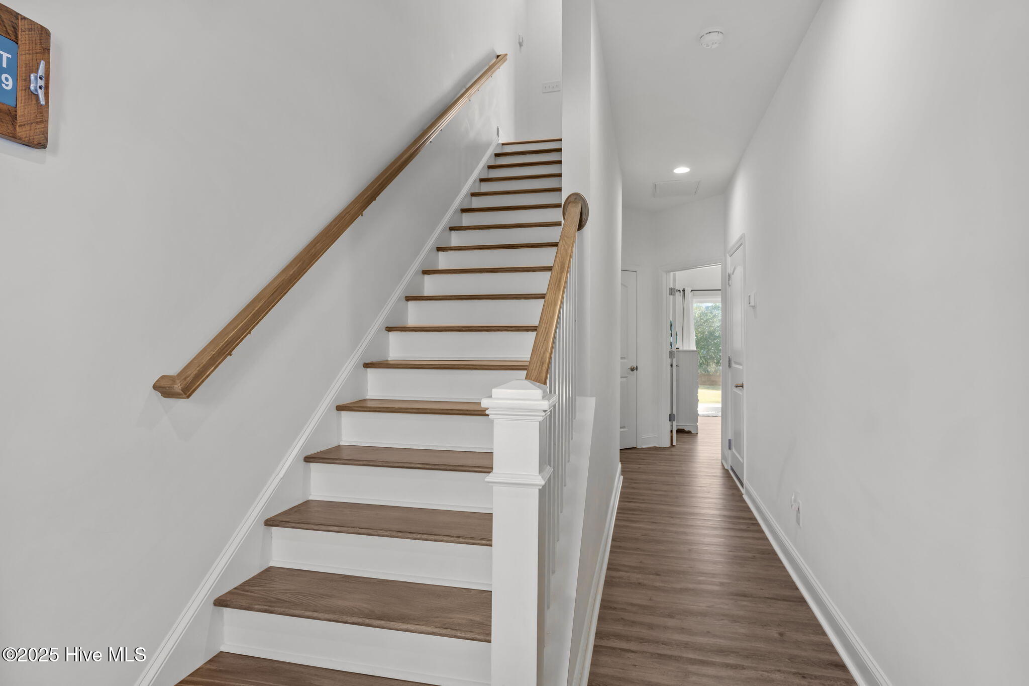 208 Gray Duck Drive Property Photo 8