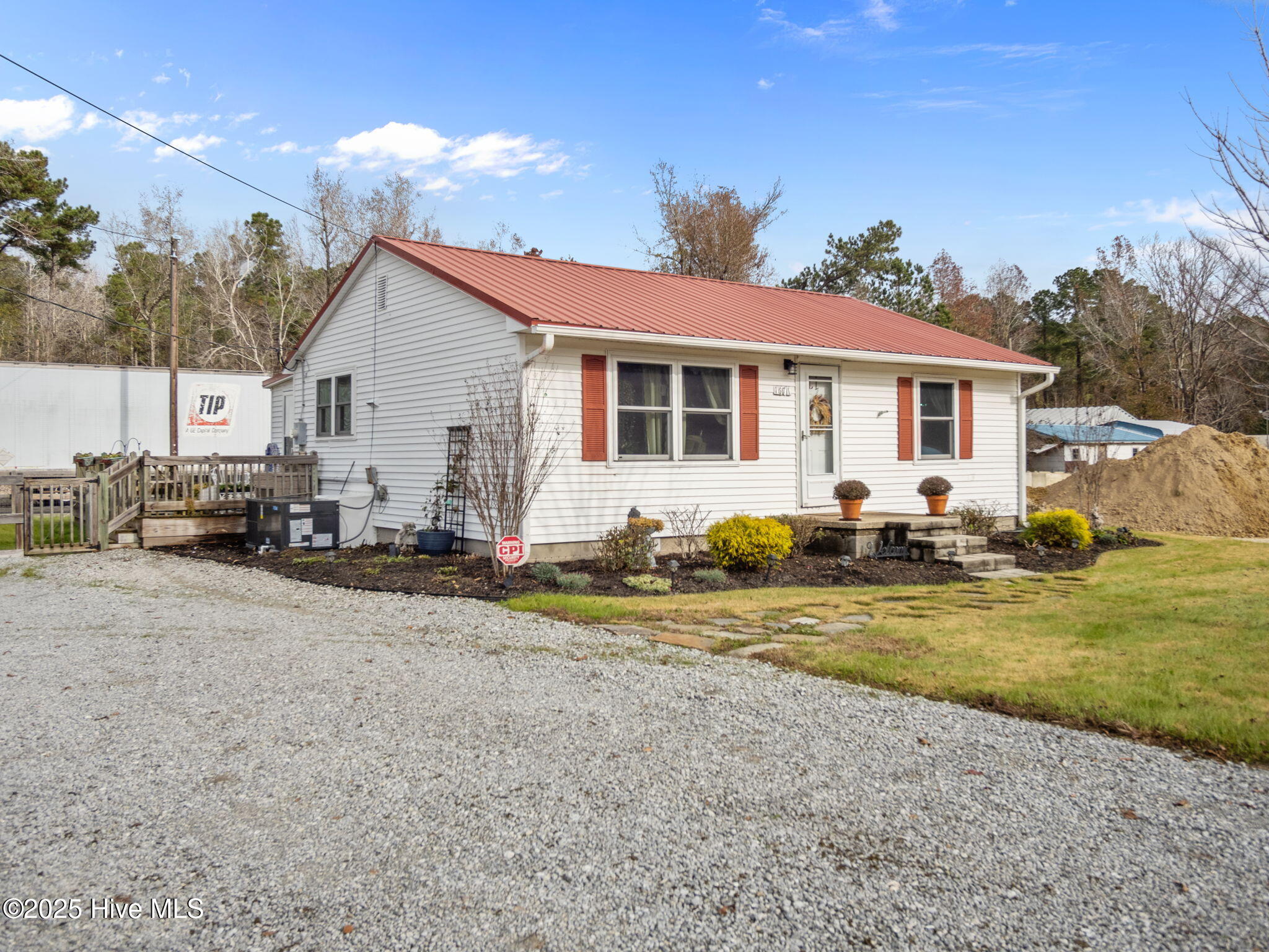 1697 Freedom Way Property Photo 32