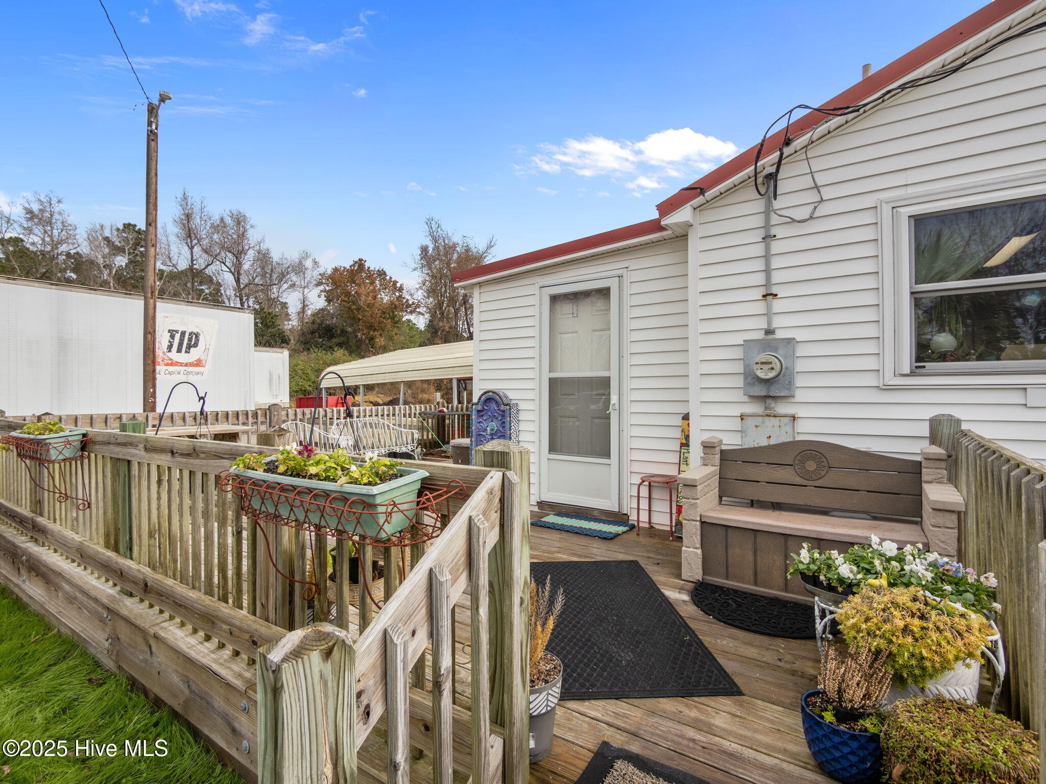 1697 Freedom Way Property Photo 35