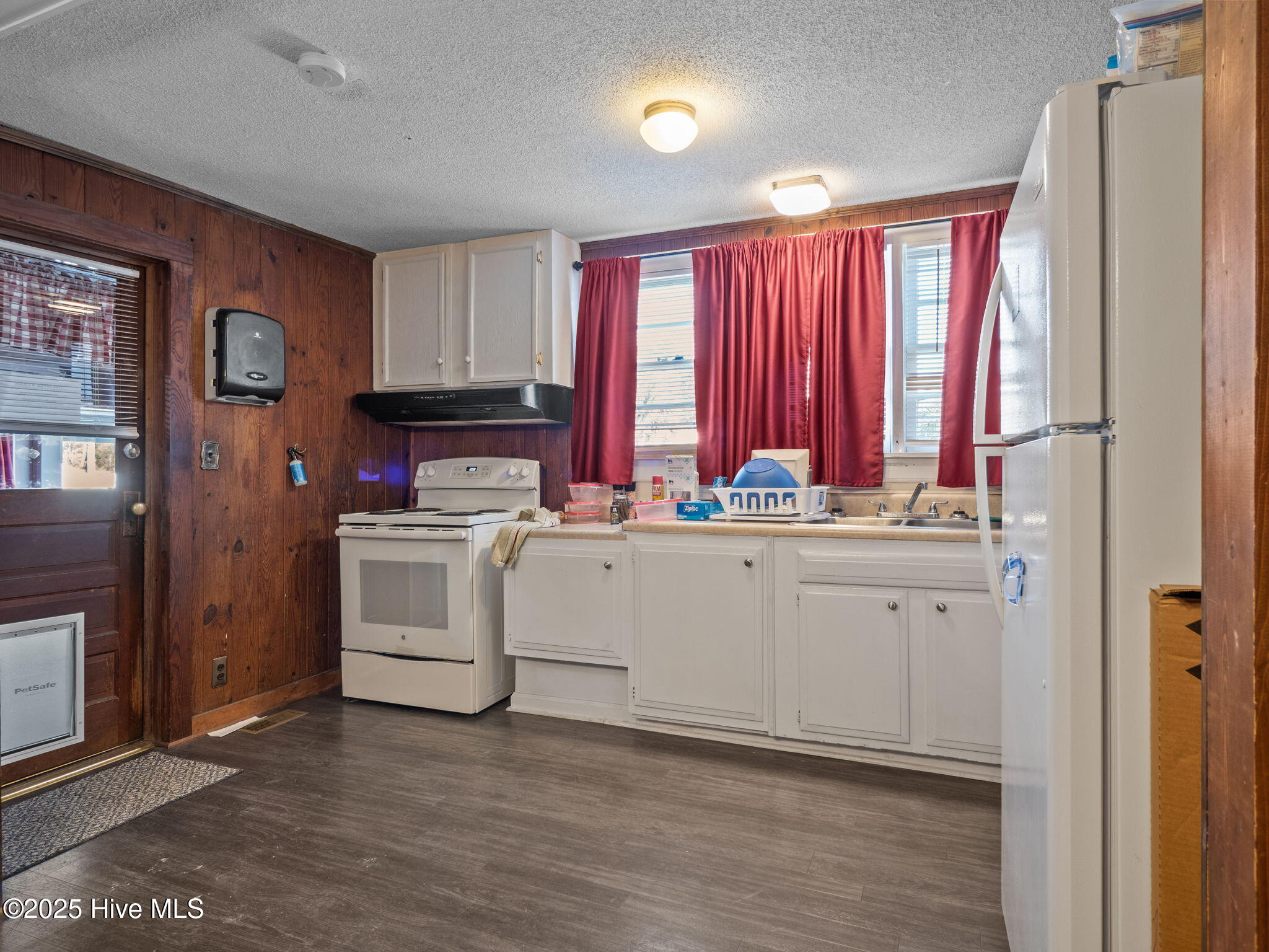 1697 Freedom Way Property Photo 44