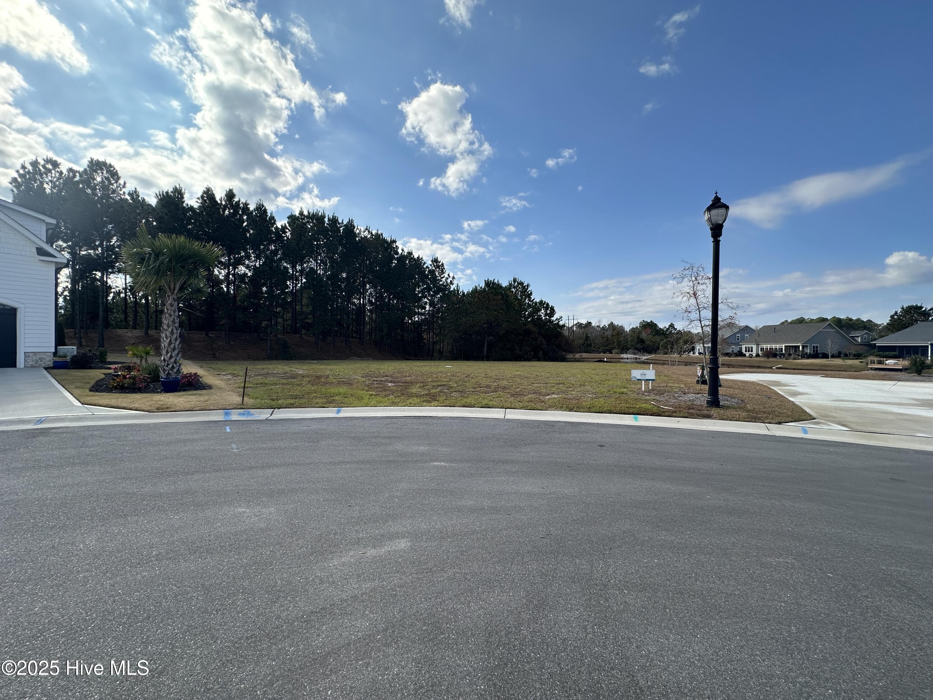 2216 Palm Pointe Ne Property Photo 1