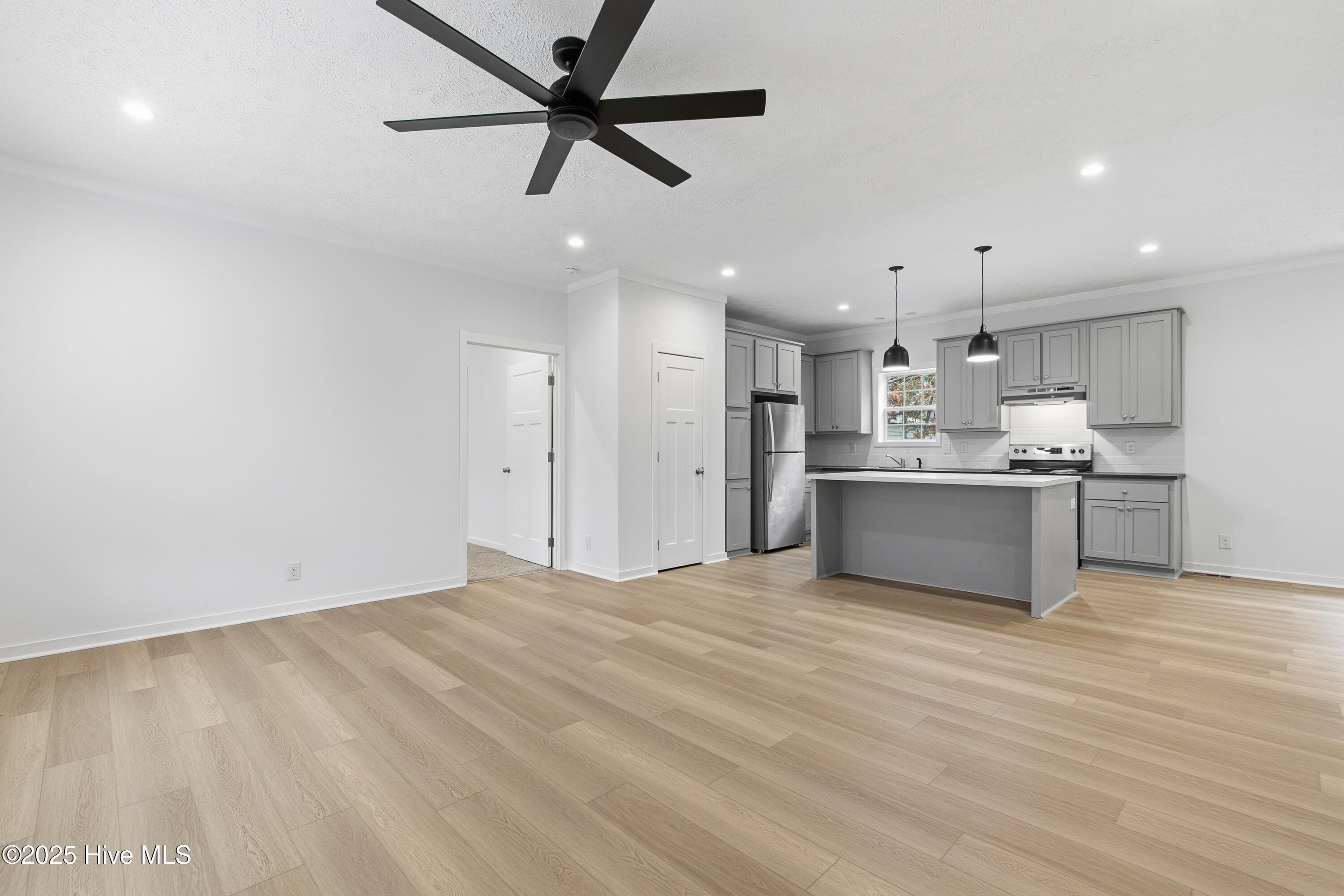 530 Sioux Road Property Photo 8