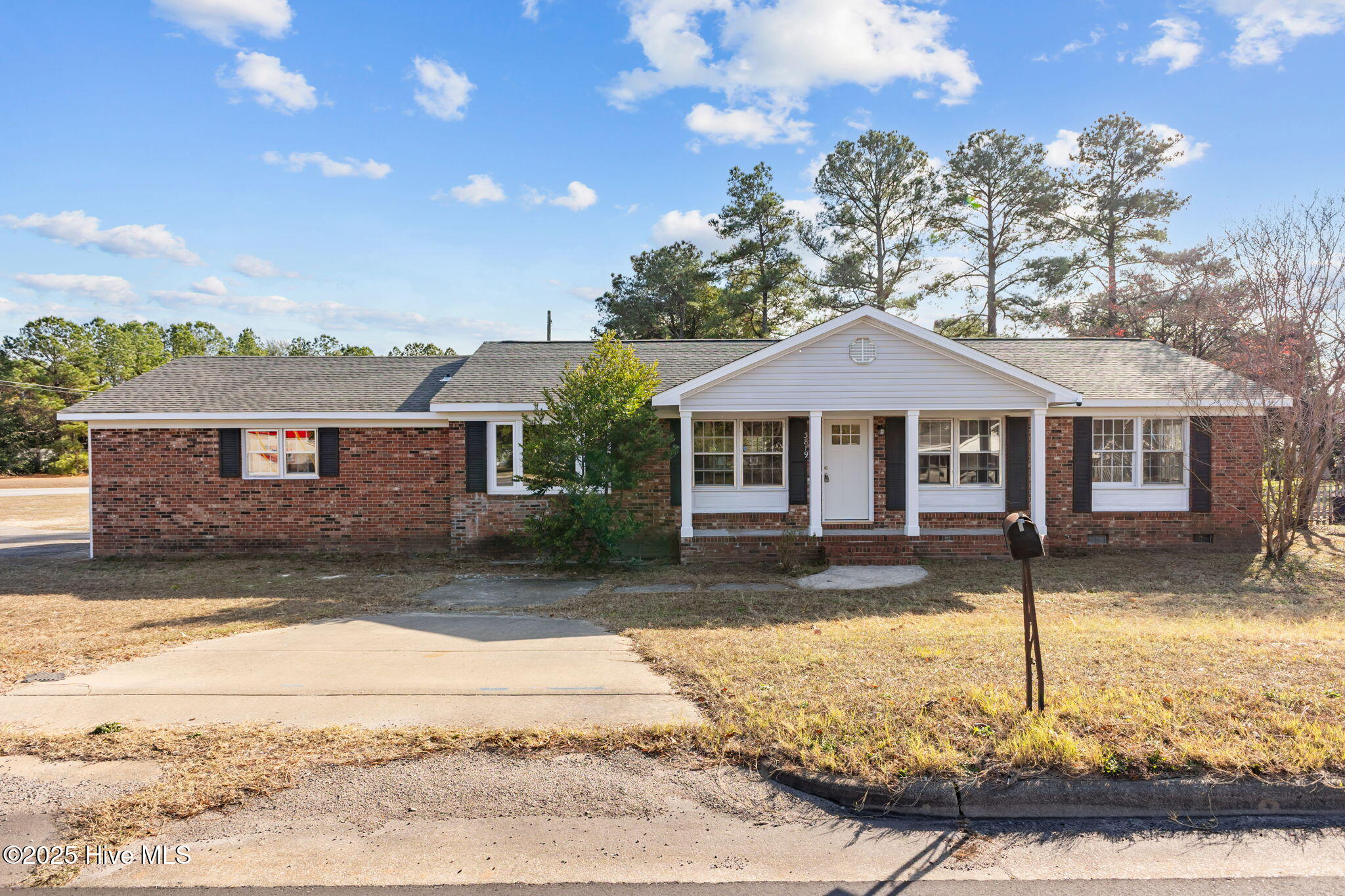 3819 Cumberland Road Property Photo 1