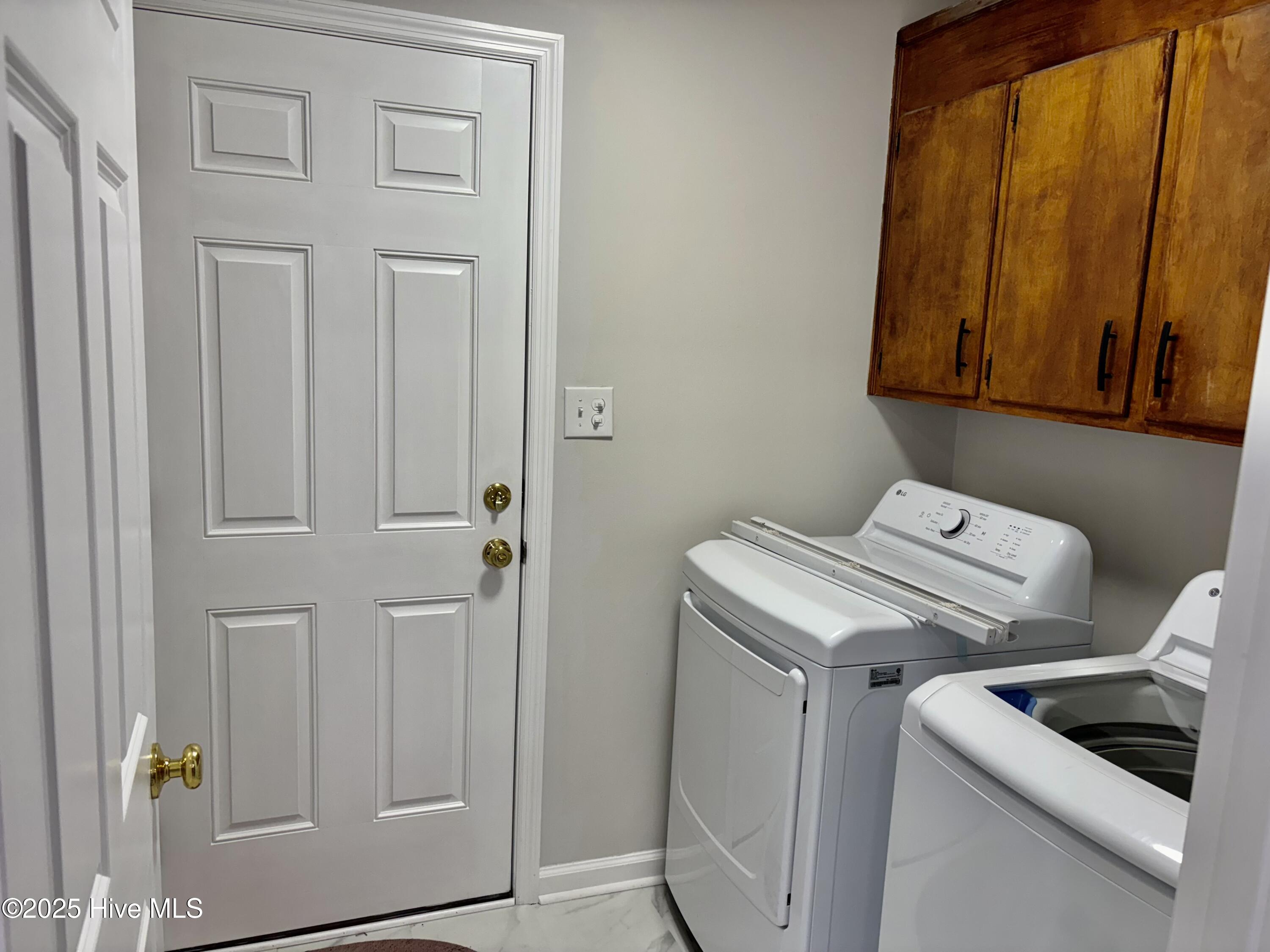 2501 Steeple Chase Drive Property Photo 14