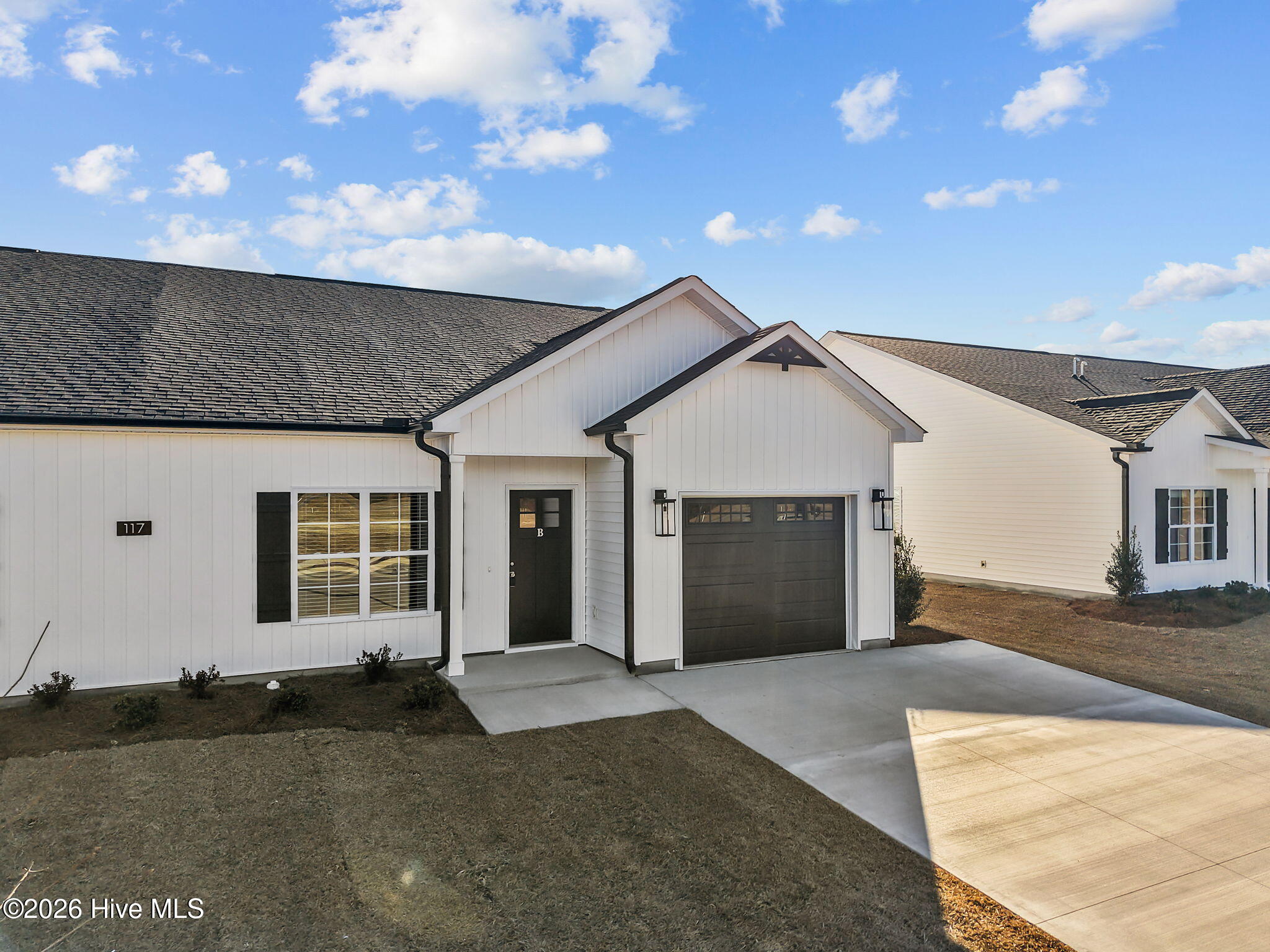 117 Lady O Drive B Property Photo 3