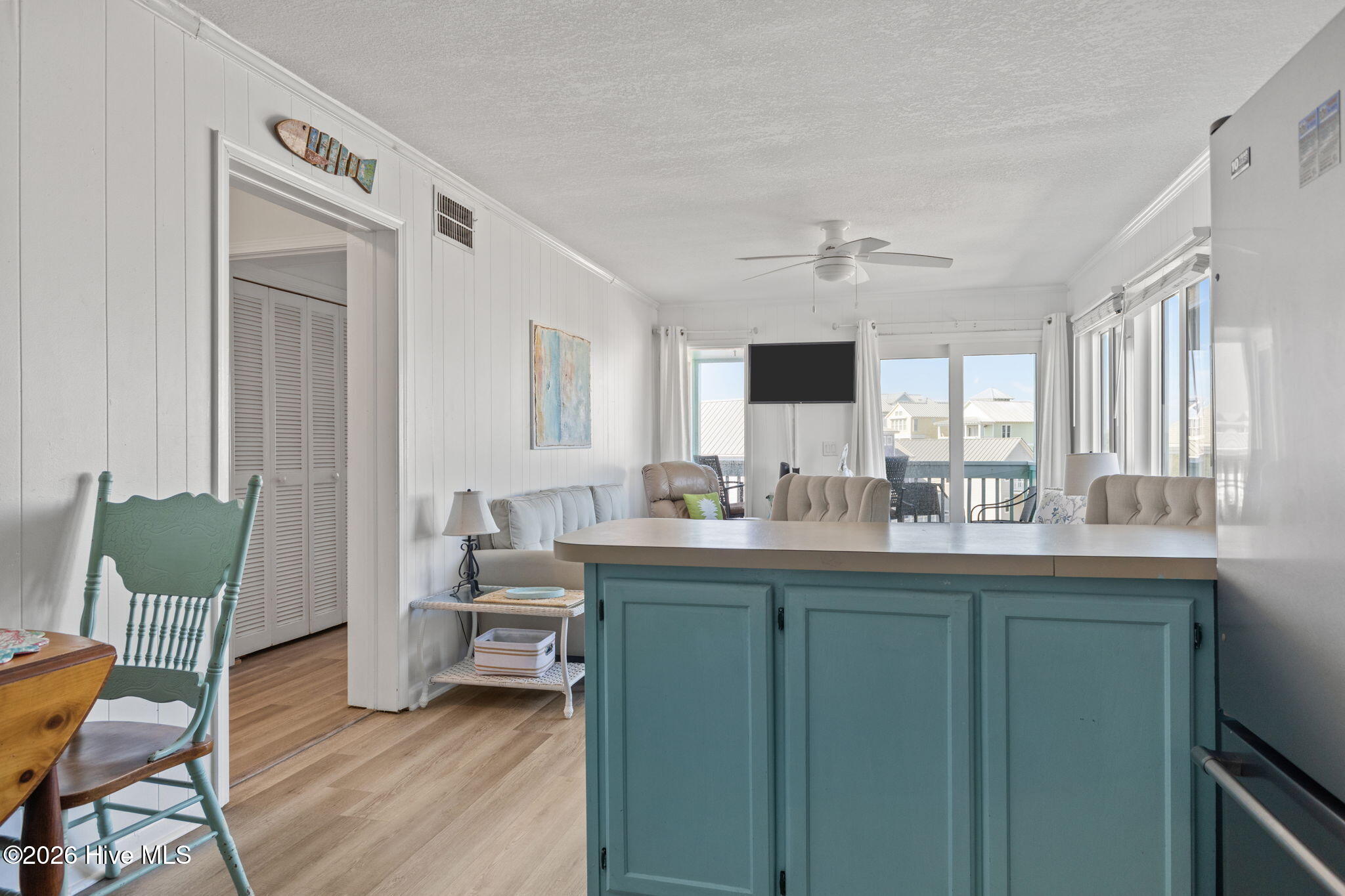 301 Commerce Way 360 Property Photo 11