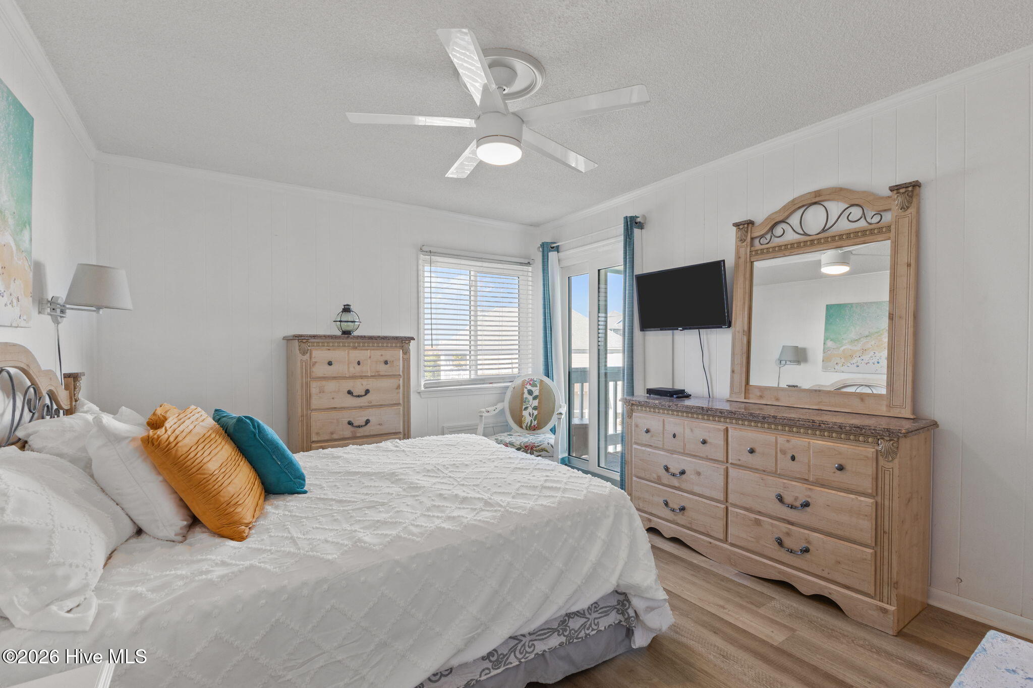 301 Commerce Way 360 Property Photo 18