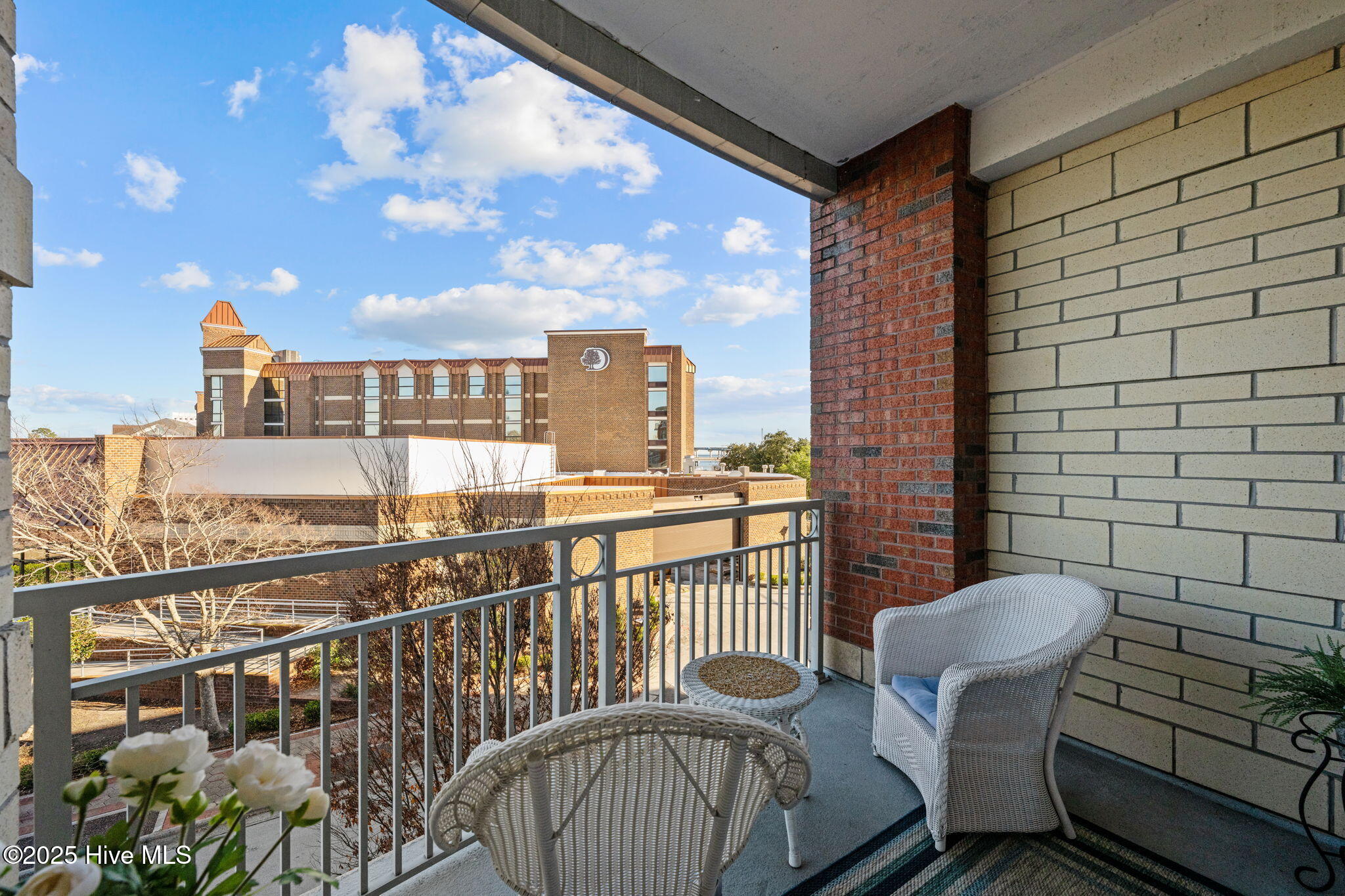 208 Sky Sail Boulevard Property Photo 1