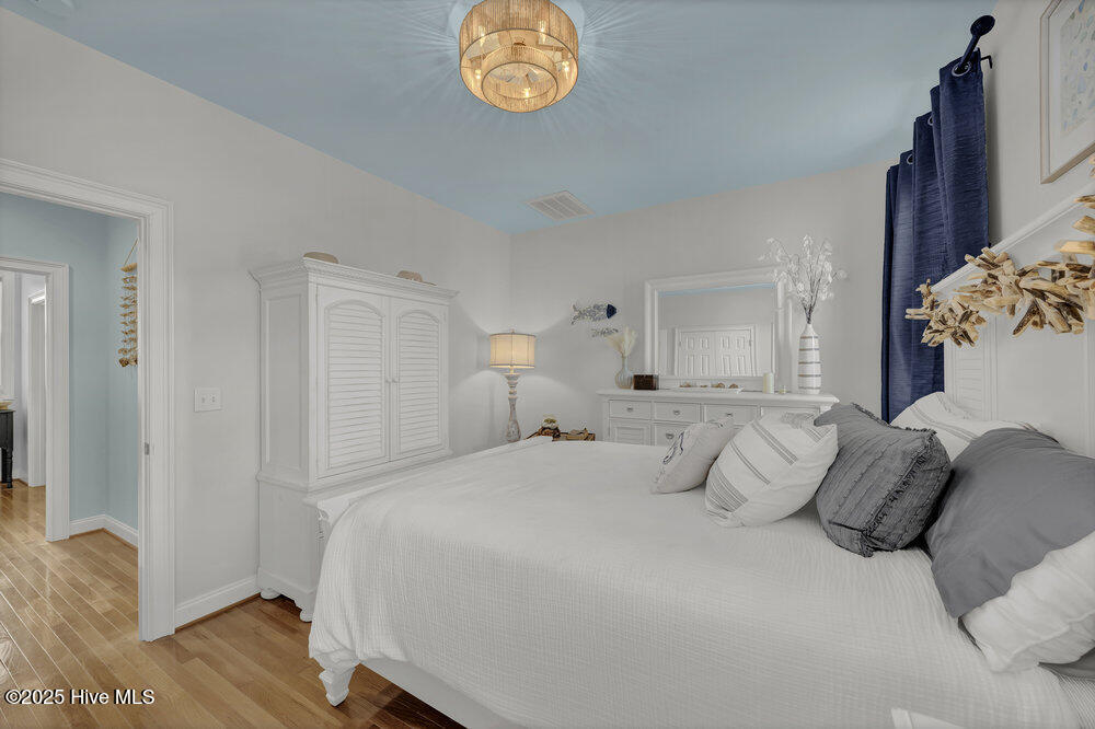 233 Silver Sloop Way Property Photo 21